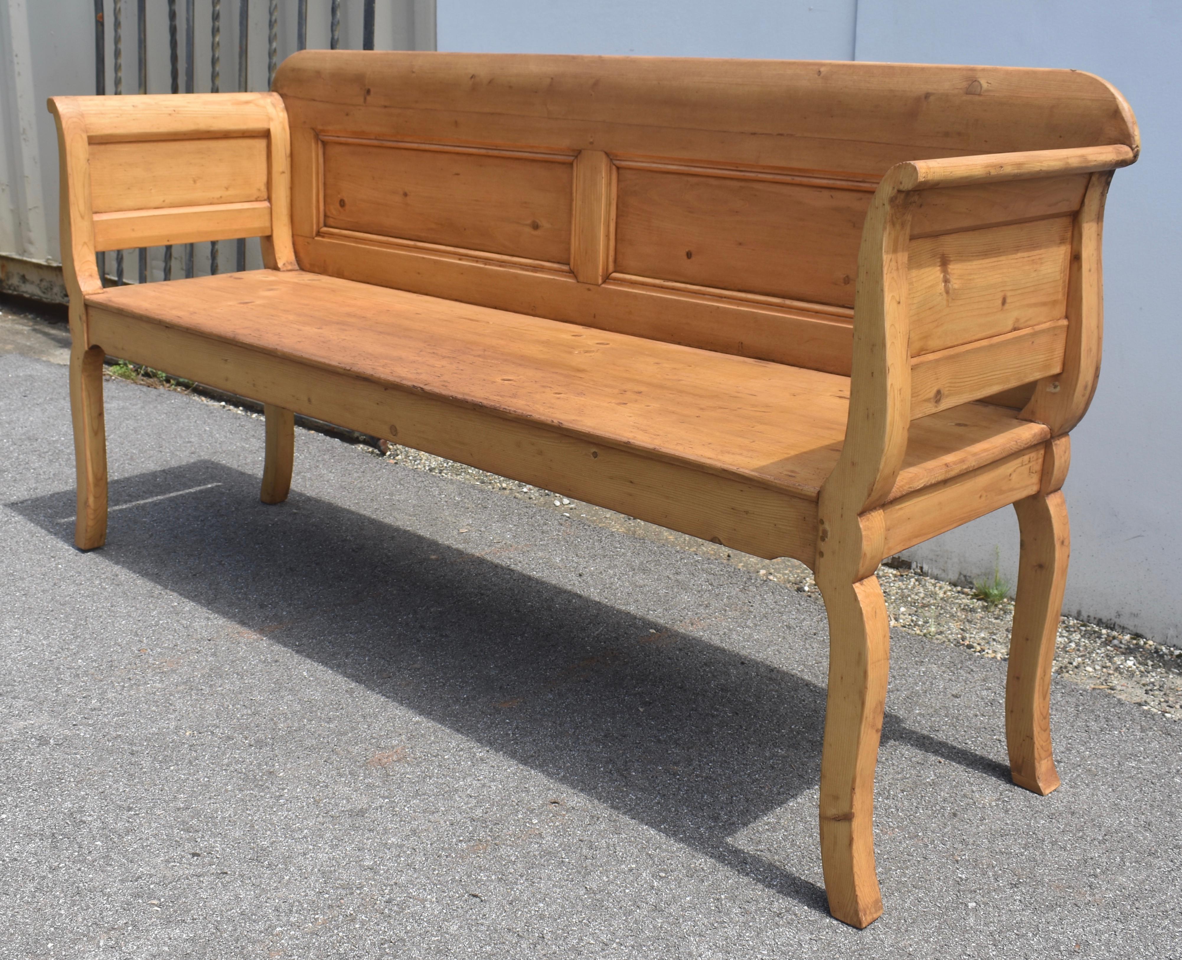 Banco o banqueta de madera de pino Pulido en venta