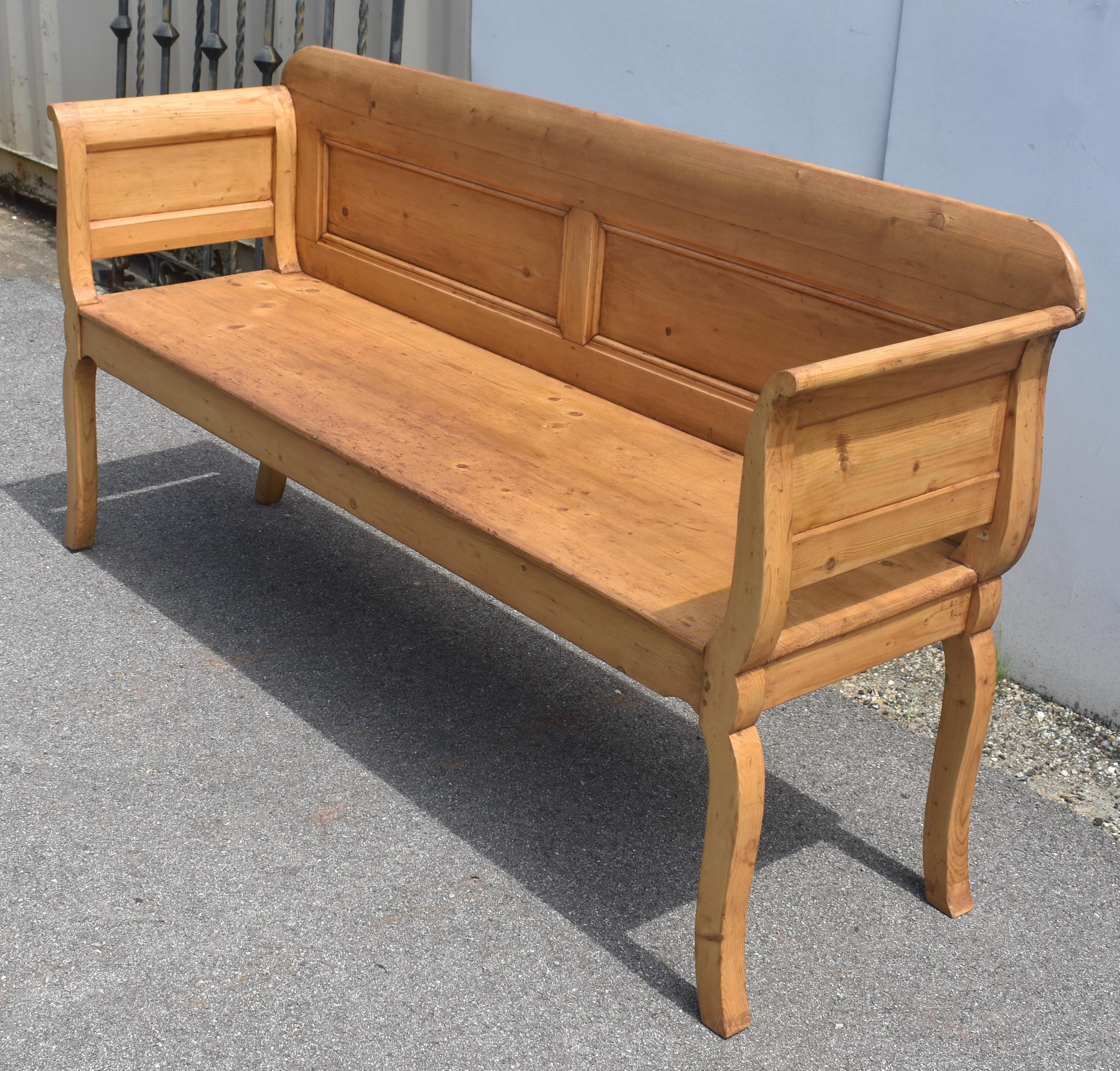 Banco o banqueta de madera de pino en Bueno estado para la venta en Baltimore, MD
