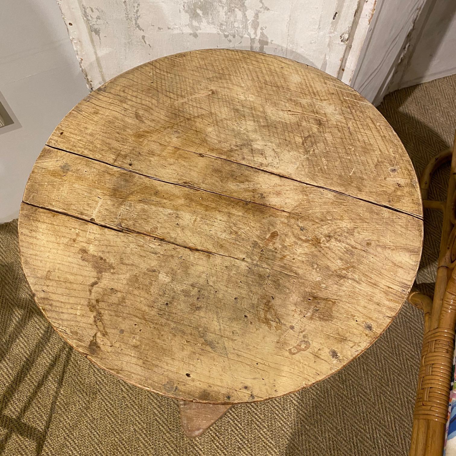 American Pine Pedestal Candle Table For Sale