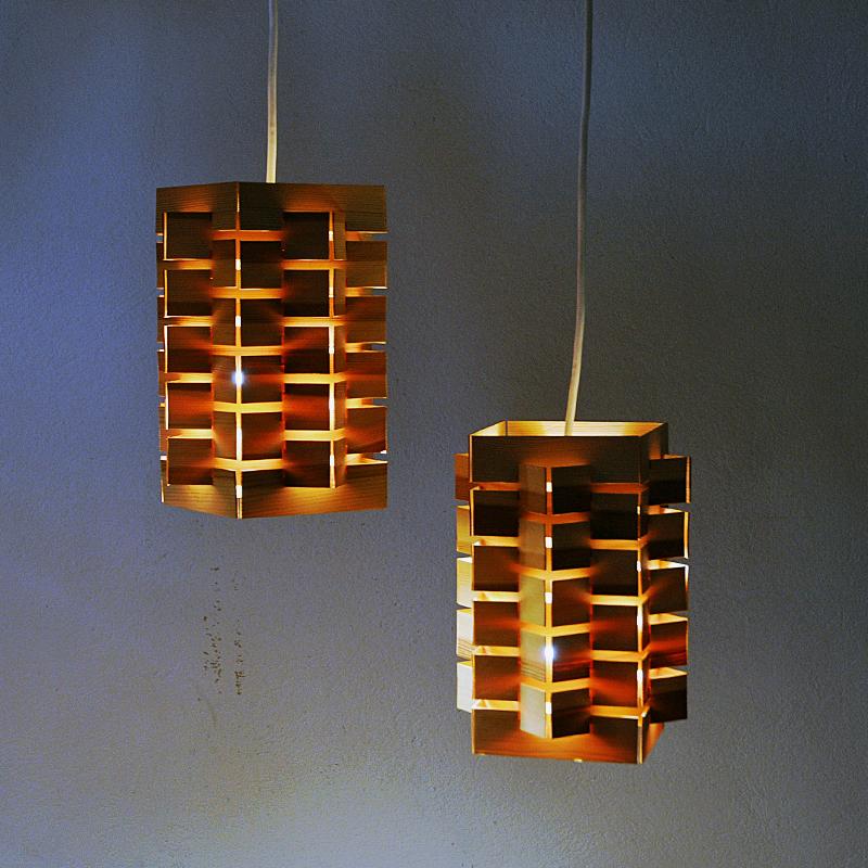 Late 20th Century Pine pendant lamp pair model 7716 by Høvik Lys, Norway 1970s For Sale