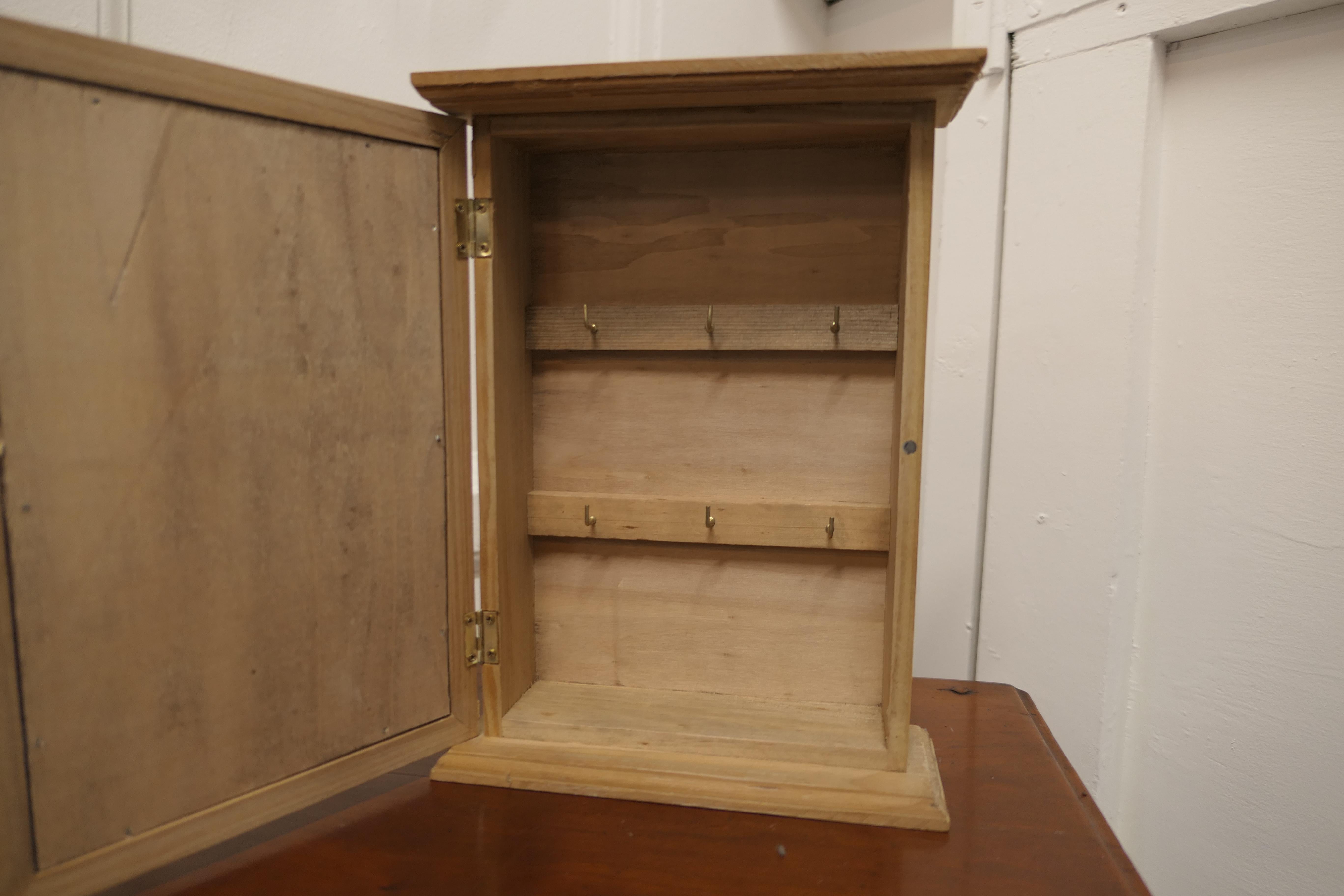 Pine Restaurant Cafe Key Cupboard In Good Condition For Sale In Chillerton, Isle of Wight