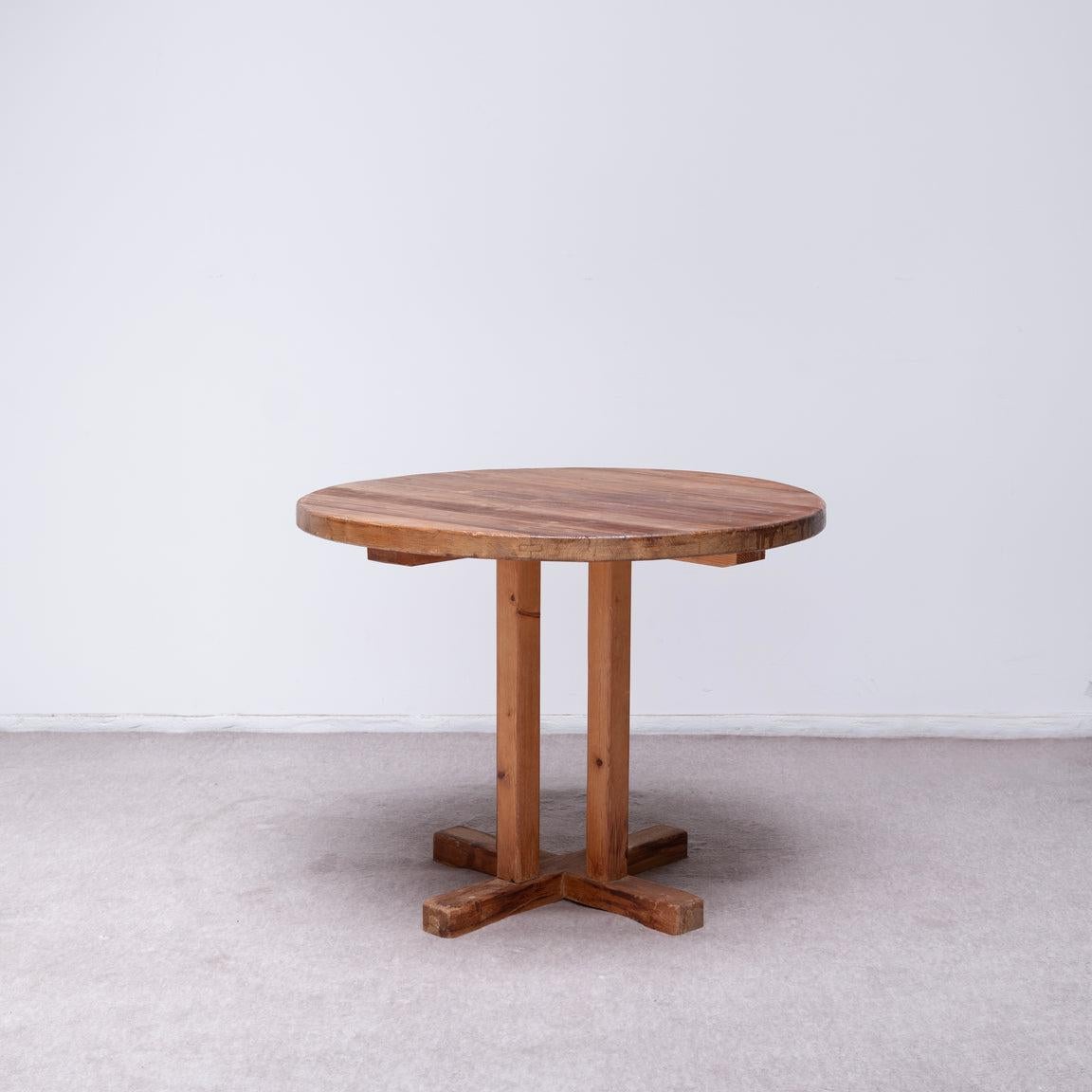 French Pine Round Dining Table for Meribel, France, 1960s