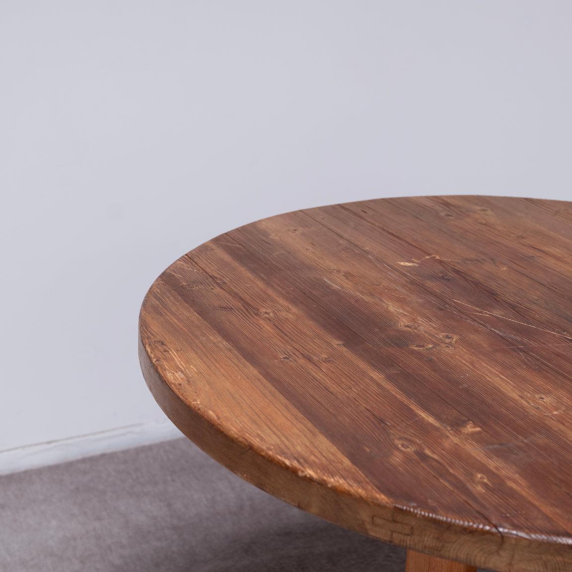 Pine Round Dining Table for Meribel, France, 1960s In Good Condition In Edogawa-ku Tokyo, JP