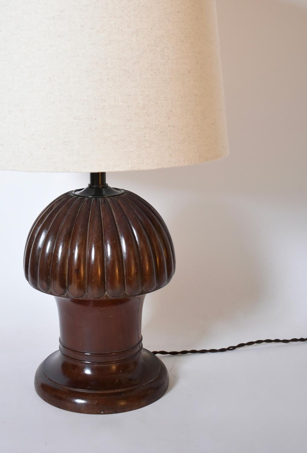 Lampada in legno a forma di pino, anni '30 In condizioni buone in vendita a Lisboa, PT