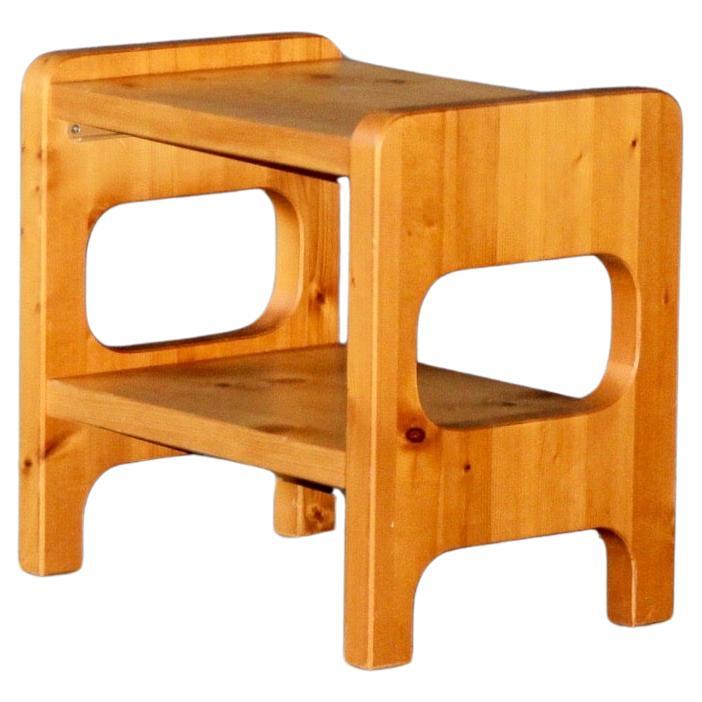 Pine side table 