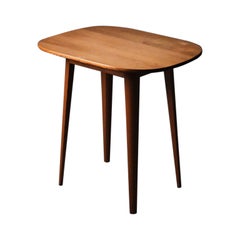 Table d'appoint en pin 'Sparven' par Carl Malmsten, années 1950, Suède