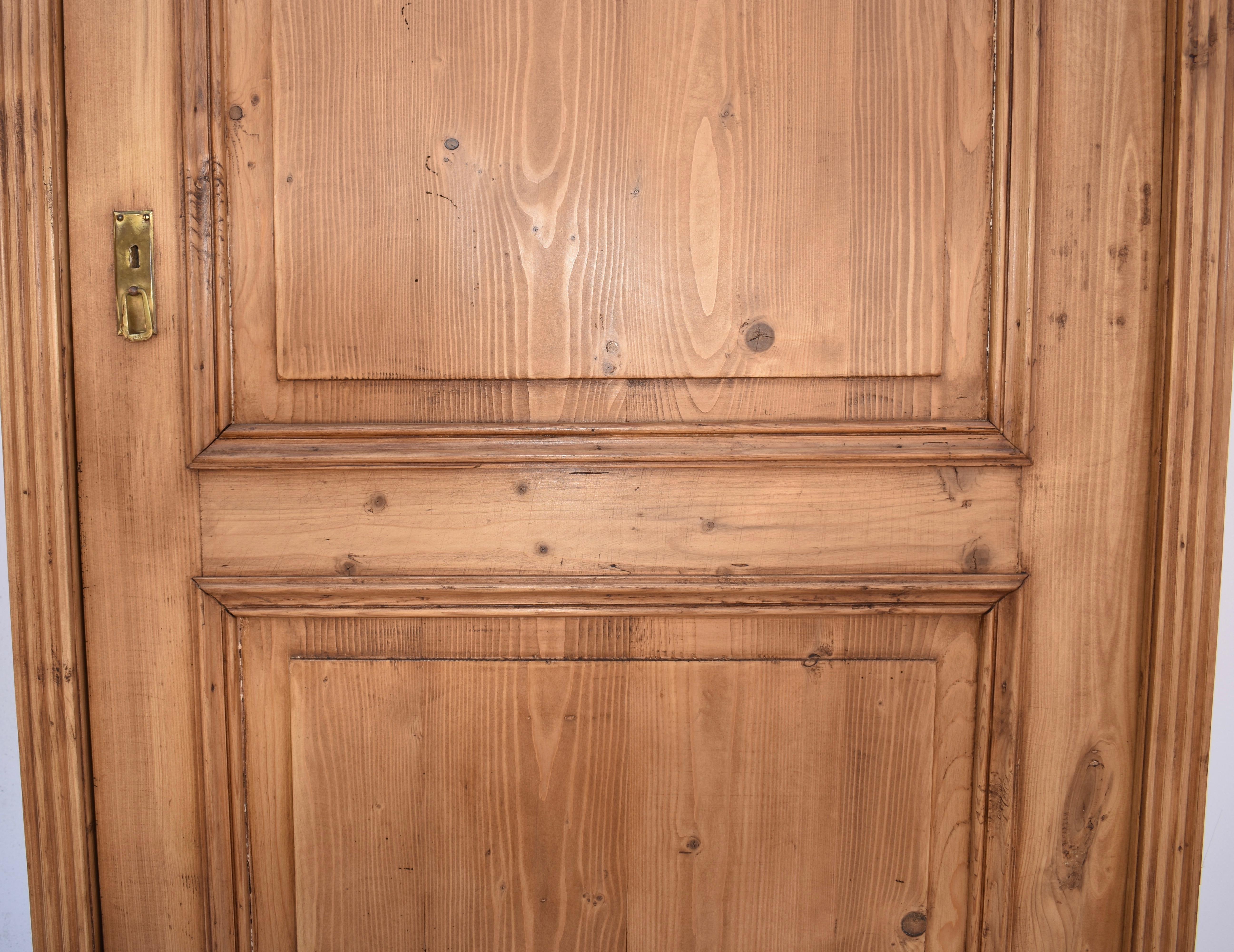 Hungarian Pine Single Door Armoire