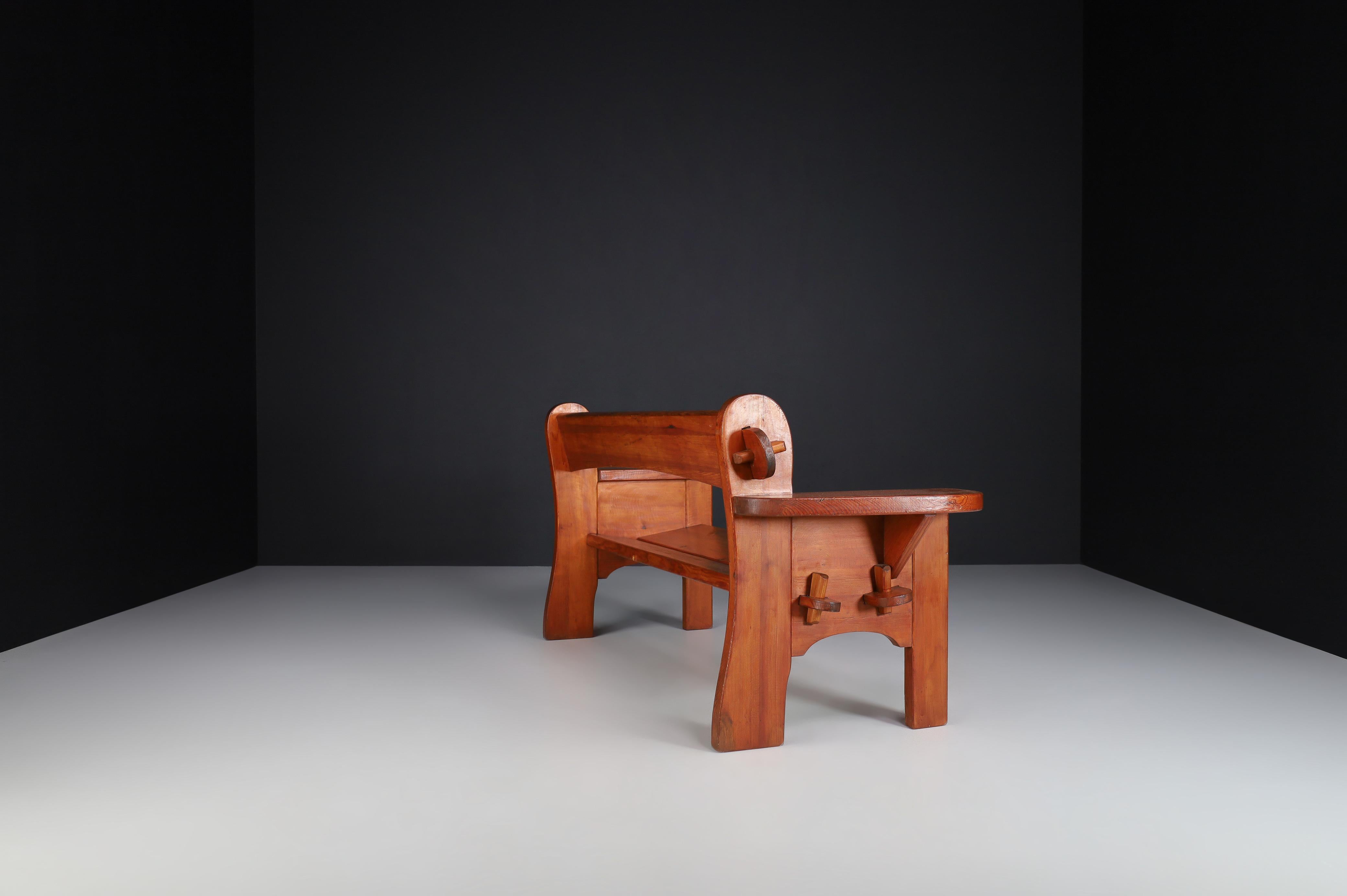 Banc de canapé en pin de David Rosén Modèle Berga, Nordiska Kompaniet, Suède Années 1940 en vente 1