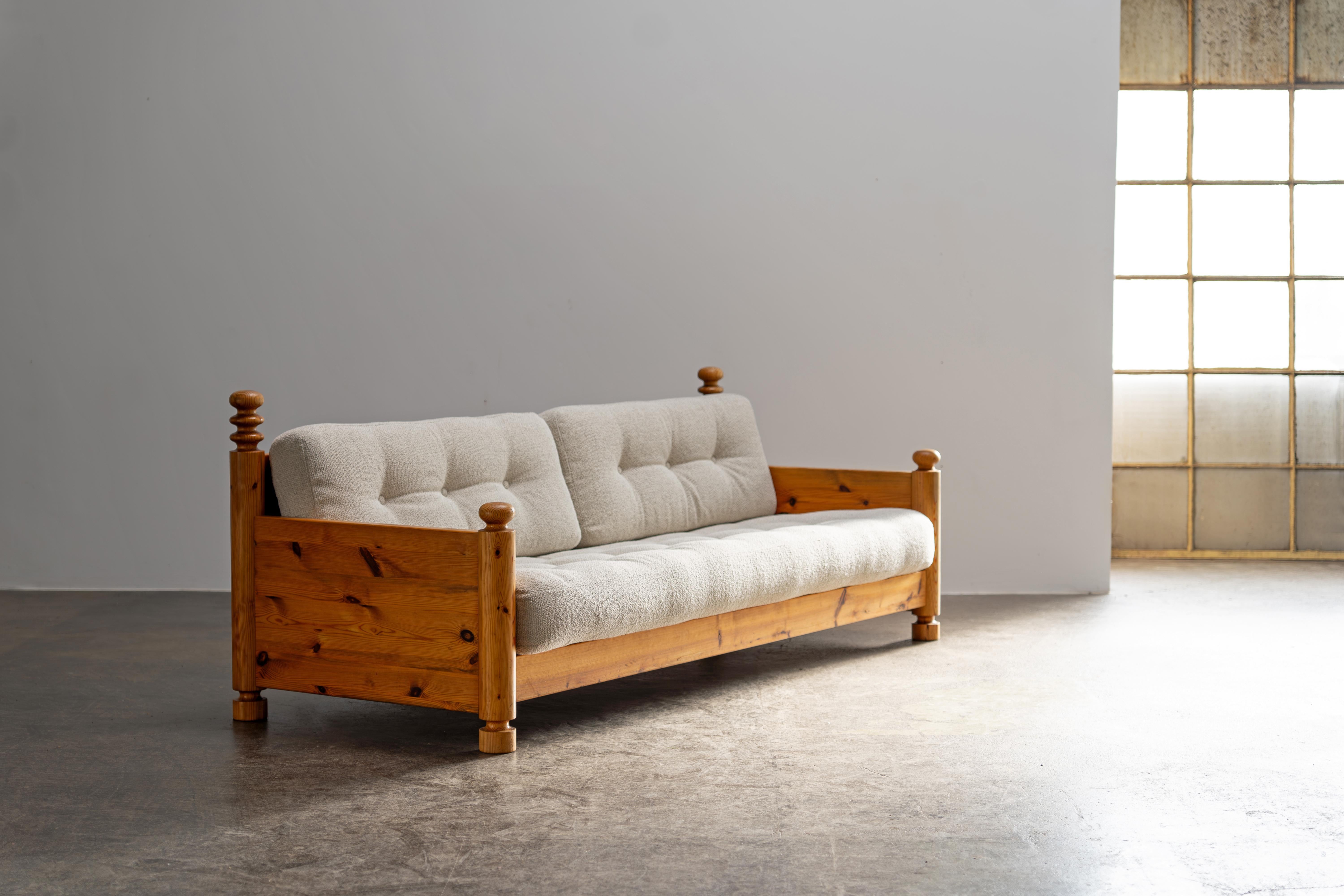 Sofá de pino de Uno & Östen Kristiansson para Luxus Suecia Años 70 en Bueno estado para la venta en Rosendahl, DE