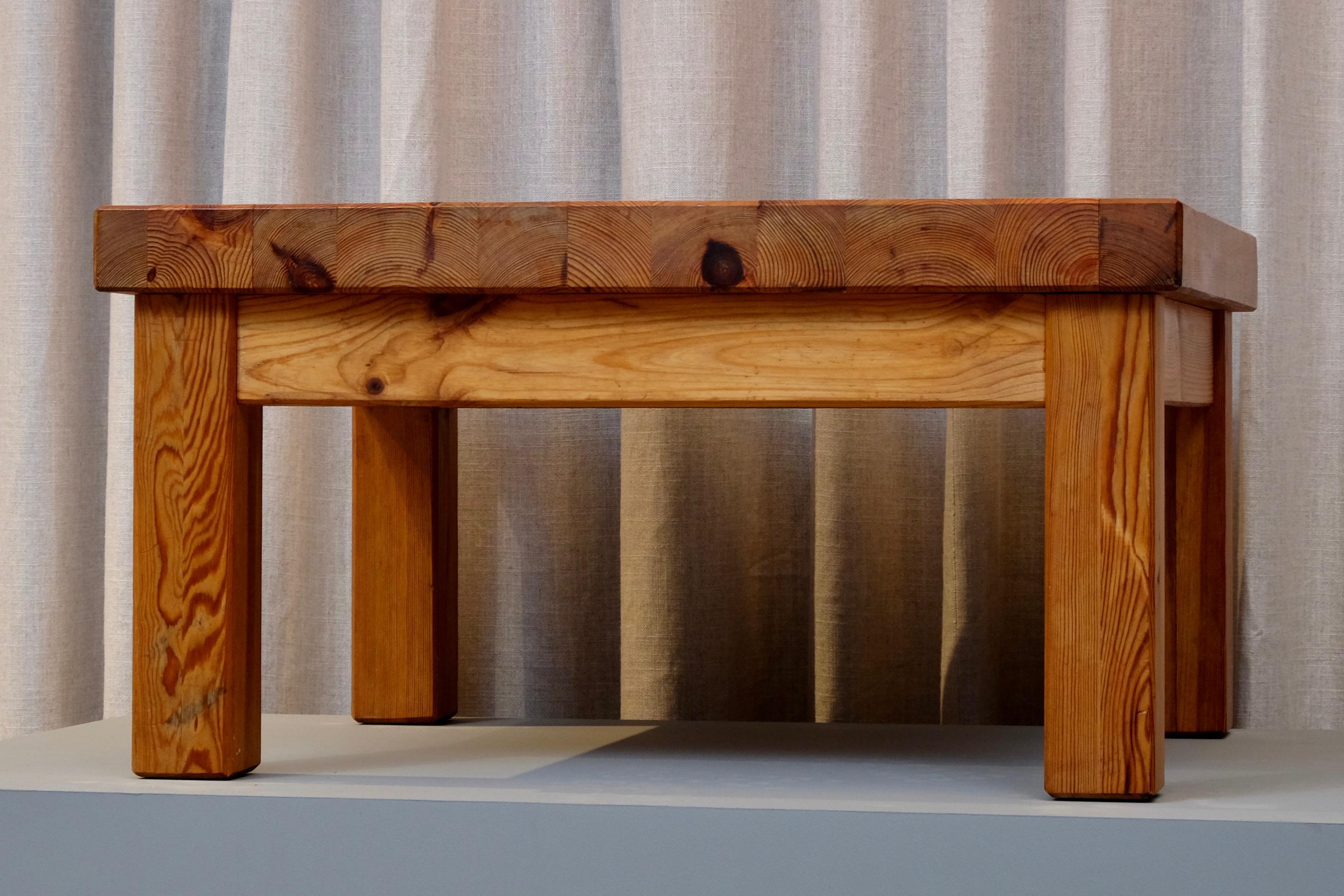 Pine Sofa Table by Sven Larsson, Sweden, 1960s In Good Condition For Sale In Stockholm, SE