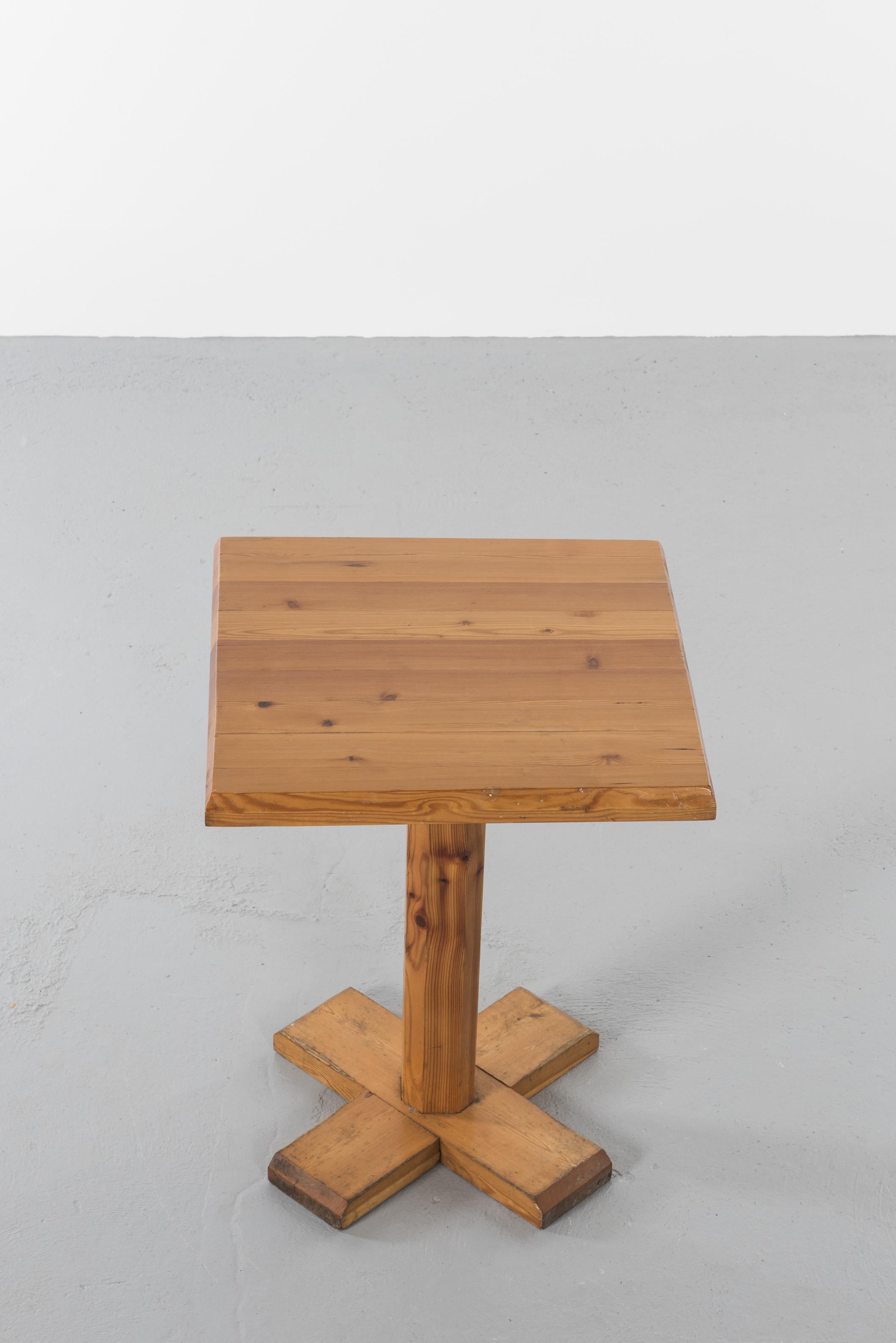 Pine Square Snack Tables, 1960 For Sale 1