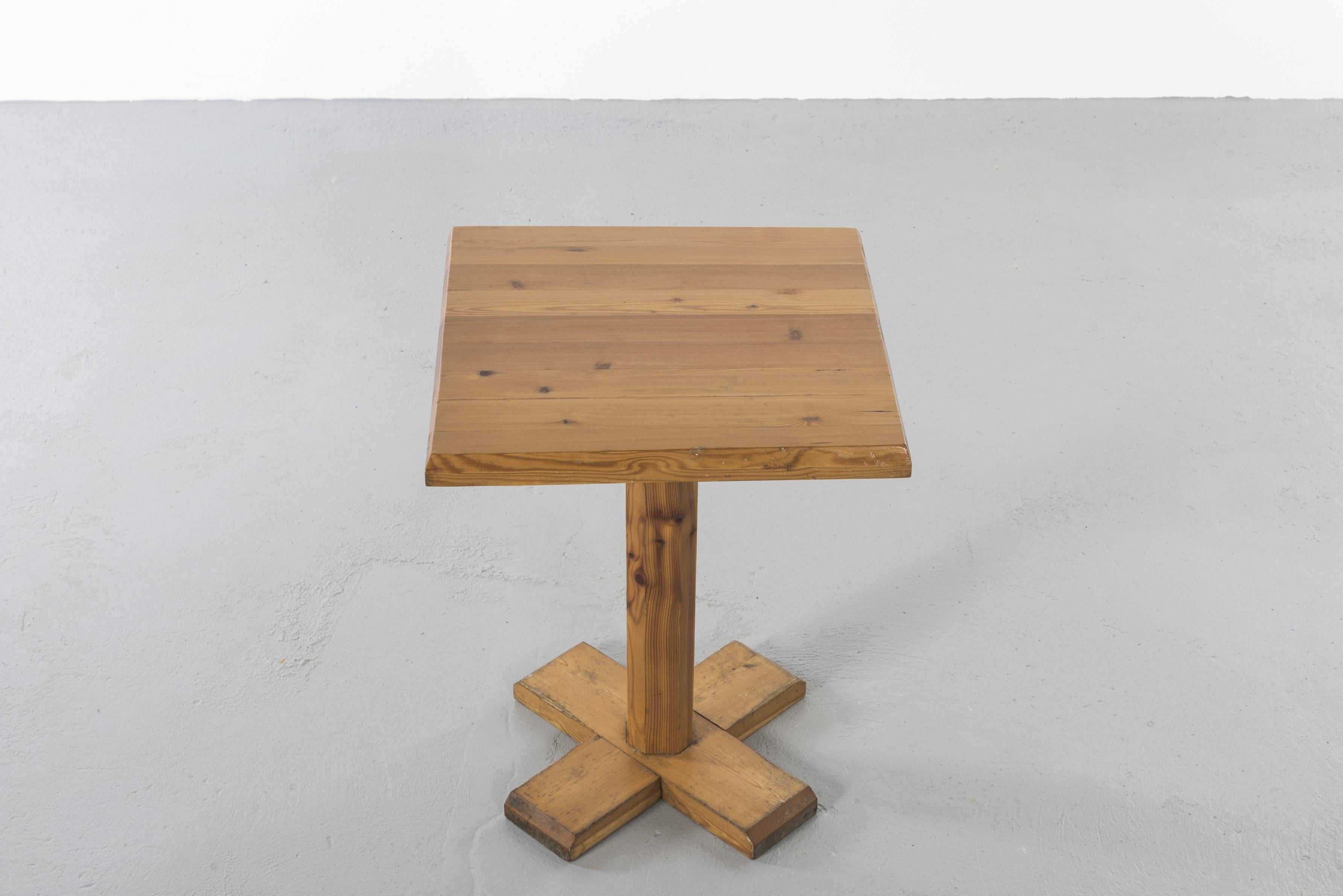 Pine Square Snack Tables, 1960 For Sale 2