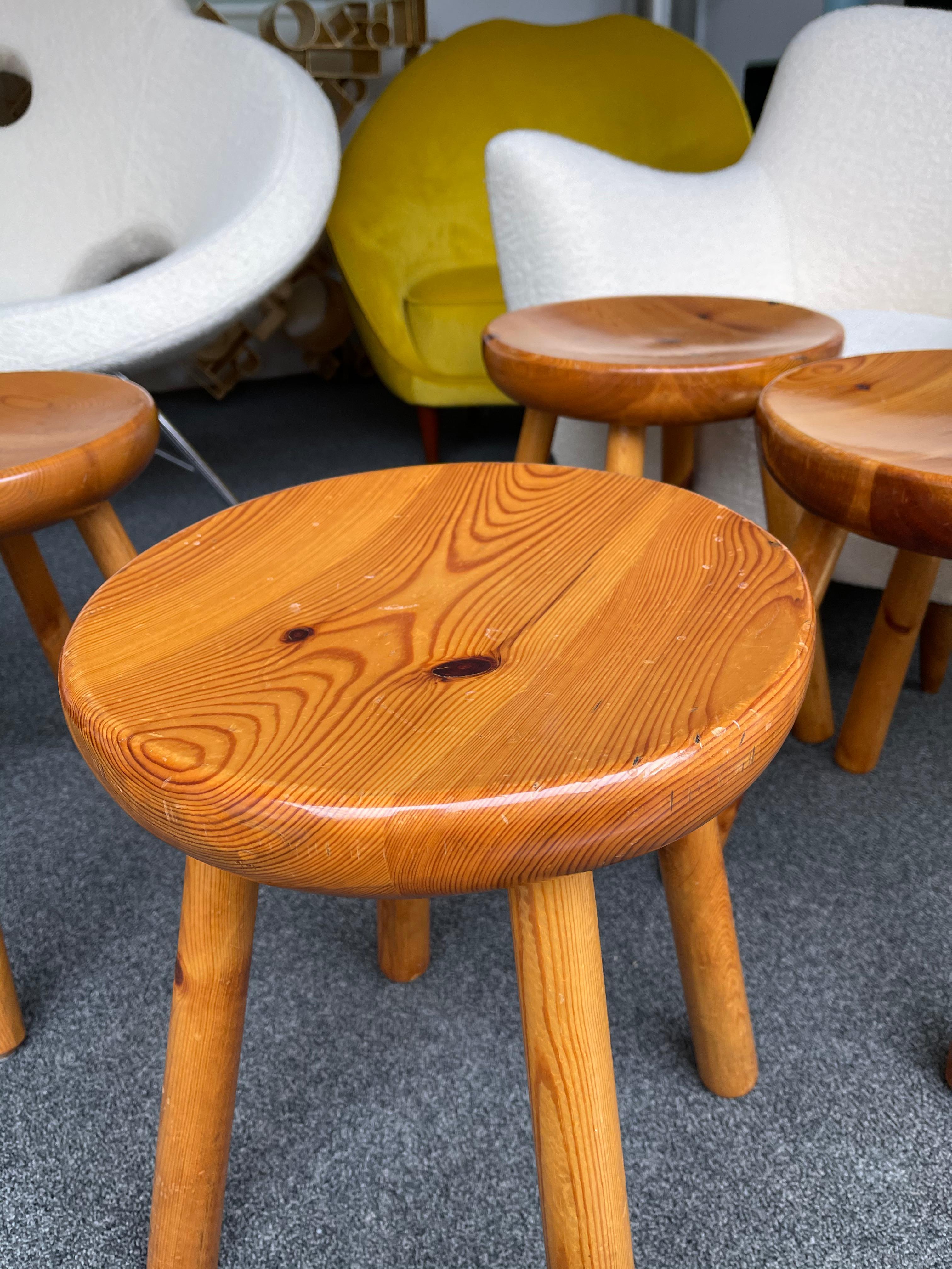 Pine Stool Attributed to Charlotte Perriand, France, 1960s For Sale 3