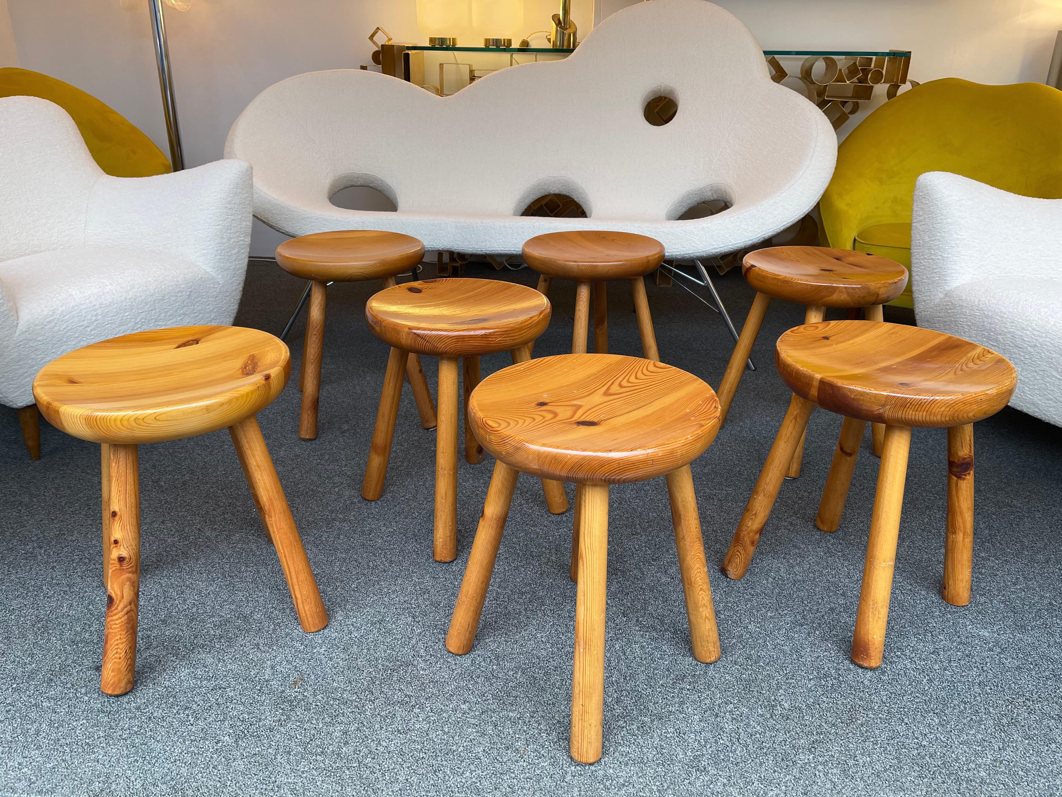 Pine Stool Attributed to Charlotte Perriand, France, 1960s For Sale 5
