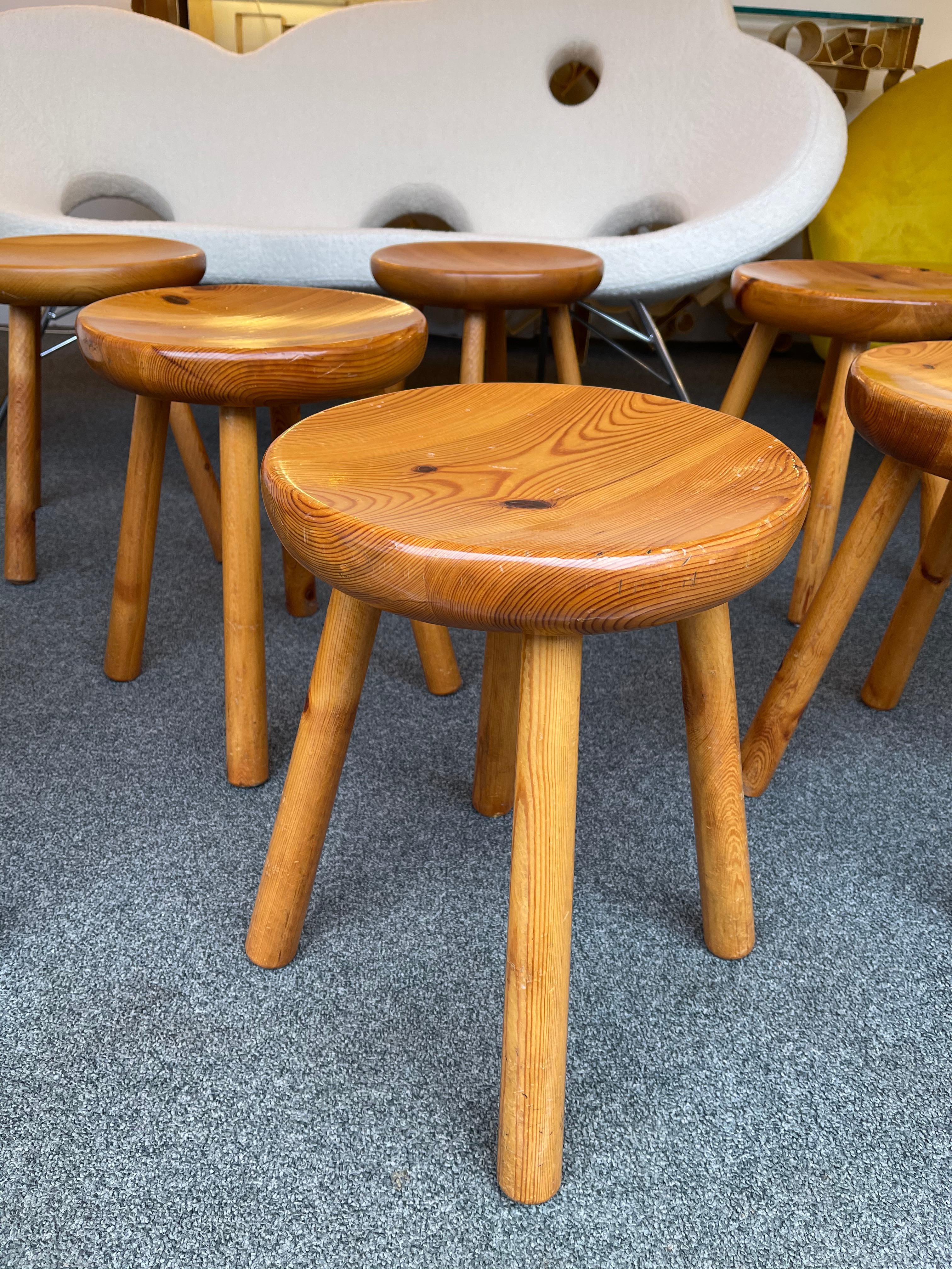 European Pine Stool Attributed to Charlotte Perriand, France, 1960s For Sale