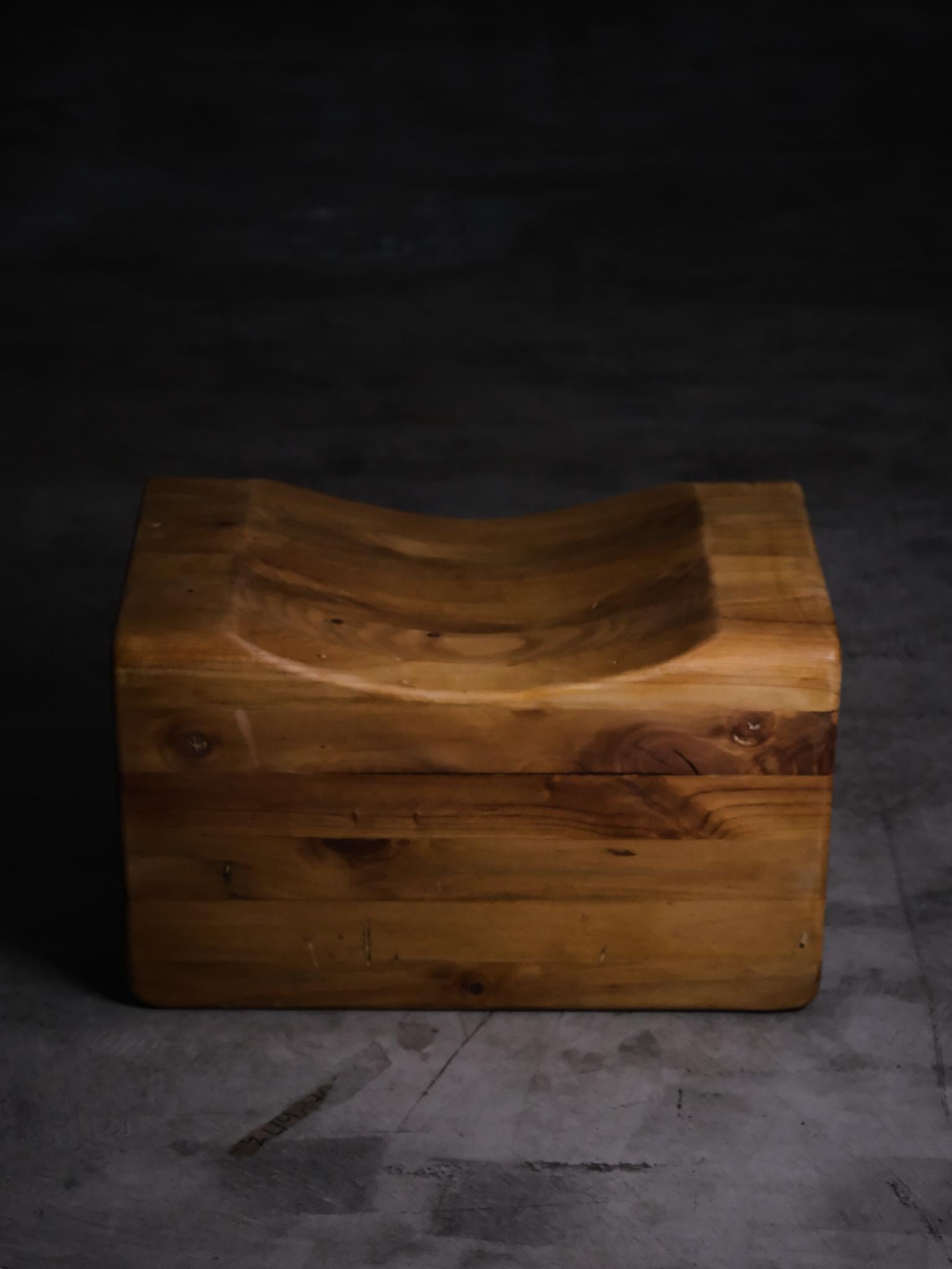 Pine stool by K. J. Pettersson & Söner, Sweden 1970s In Good Condition For Sale In Eskilstuna, SE