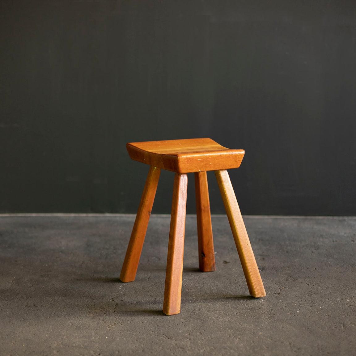 Pine Stool from Les Arcs 1800, France, 1980s 1