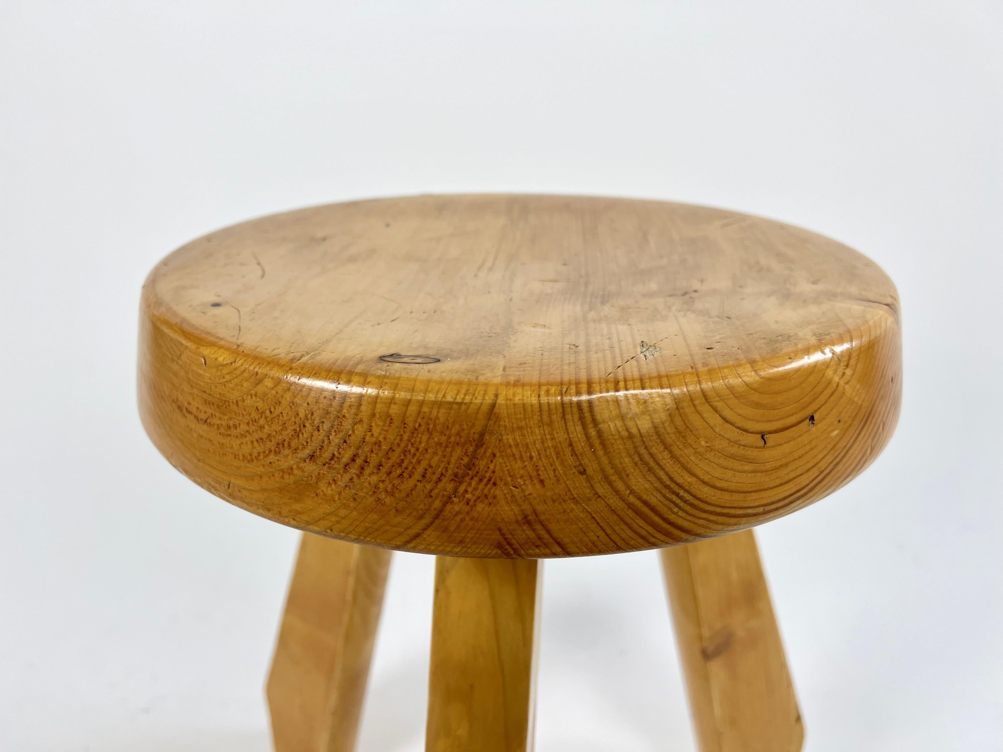 Pine stool from Les Arcs, Charlotte Perriand, France 1960-70s For Sale 5