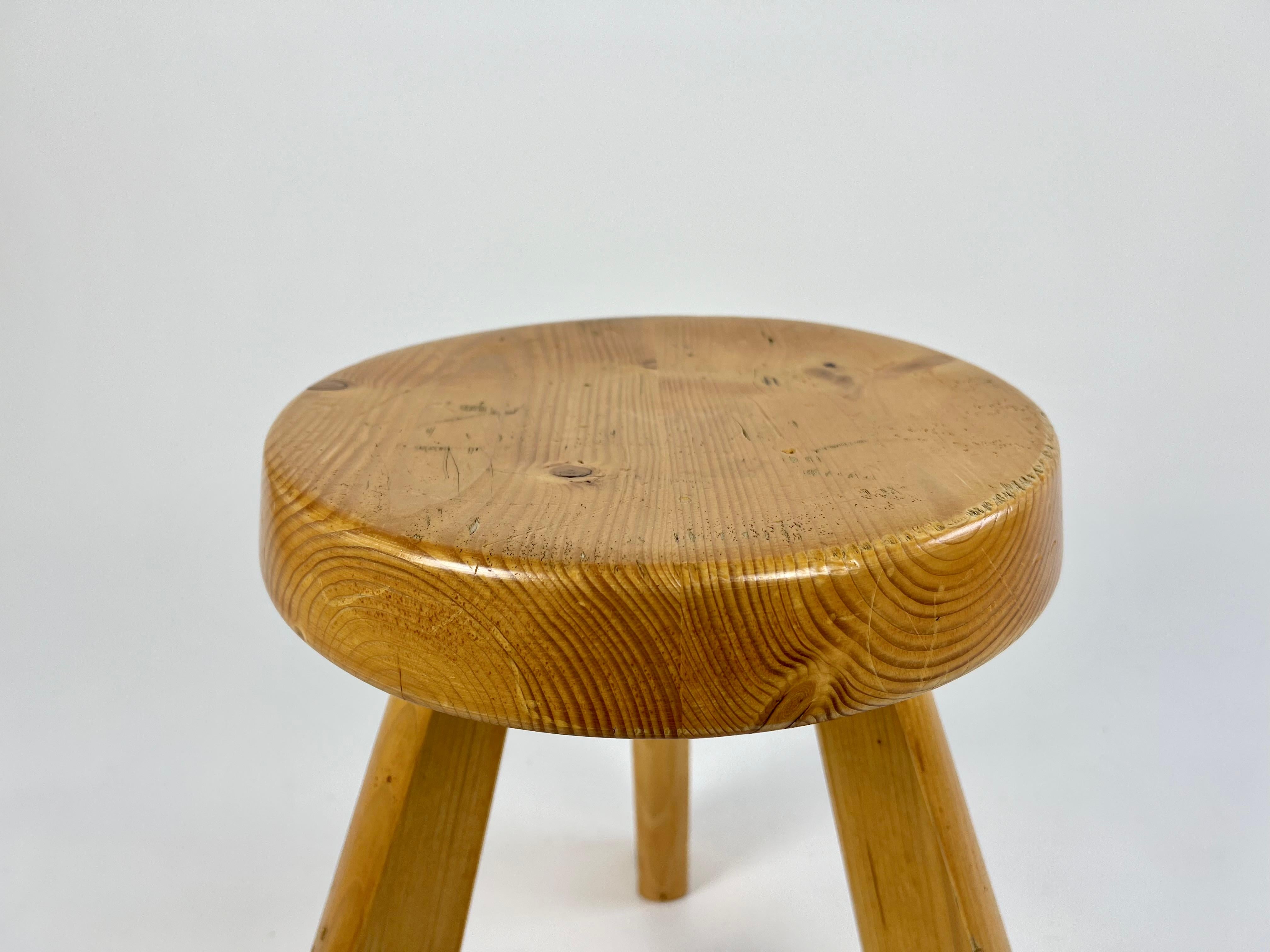 Pine stool from Les Arcs, Charlotte Perriand, France 1960-70s For Sale 5