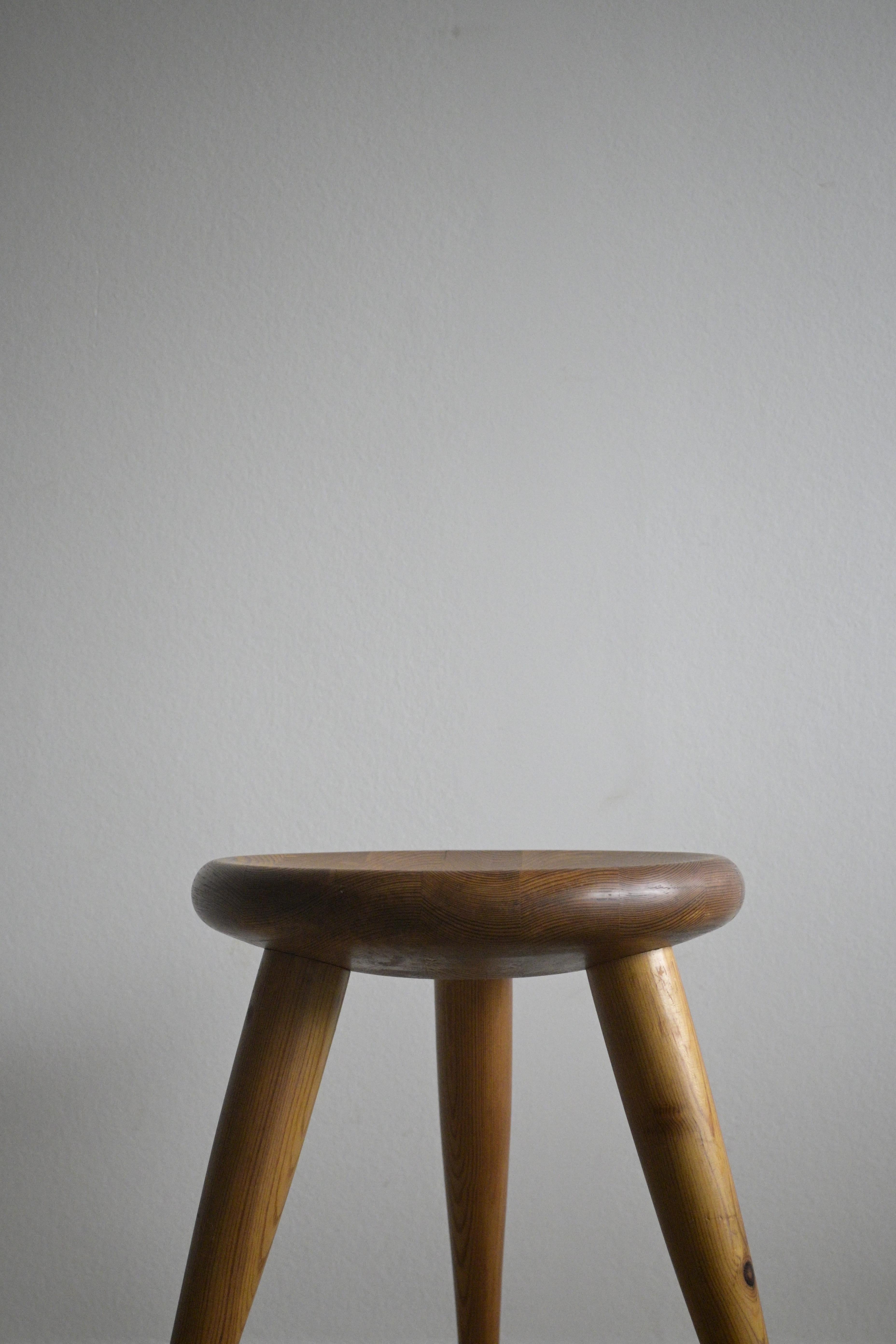Hand-Crafted Pine Stool produced by Möbelkompaniet Ahl & Wahlén, Sweden, 1960