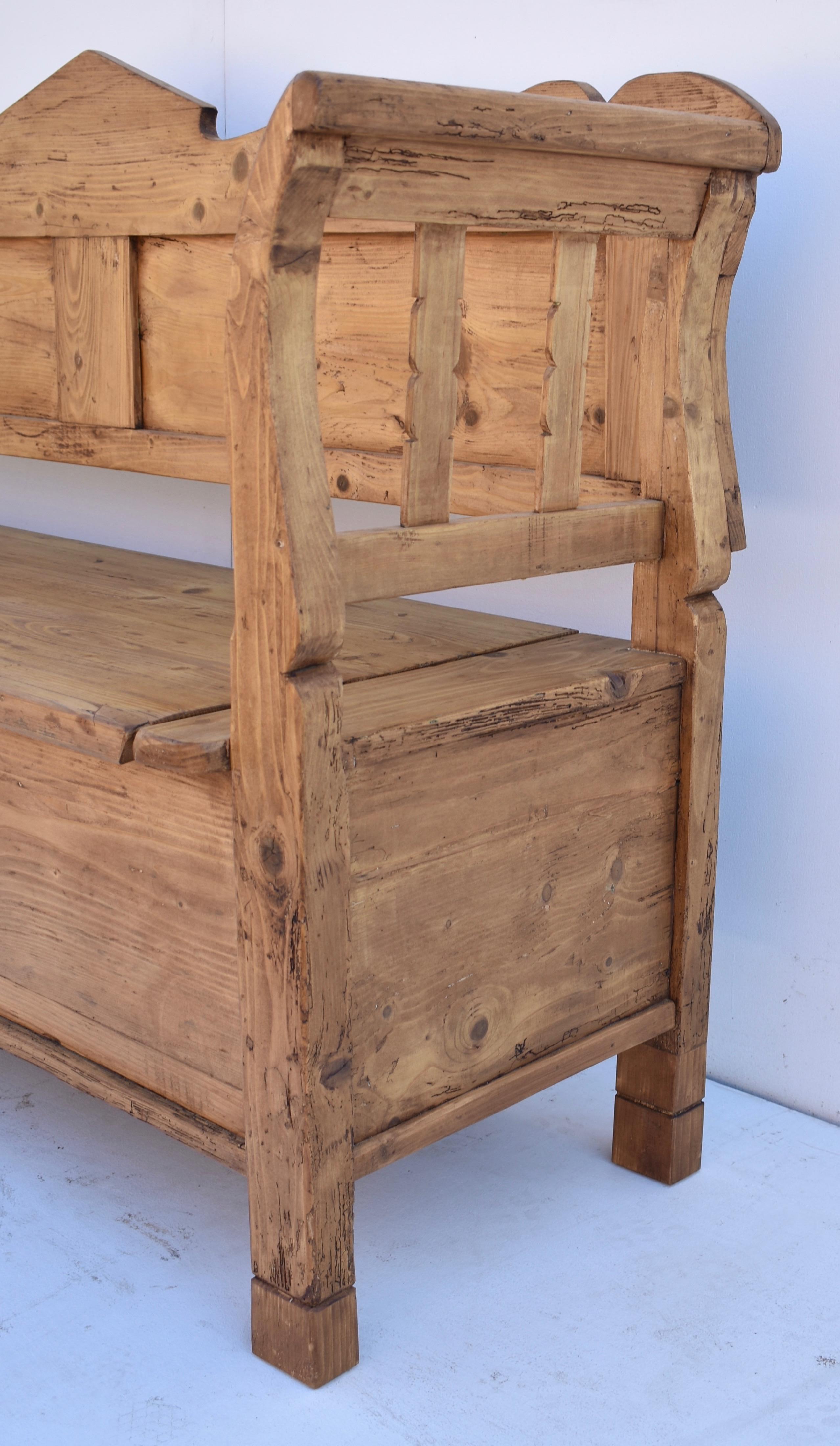 settle bench with storage
