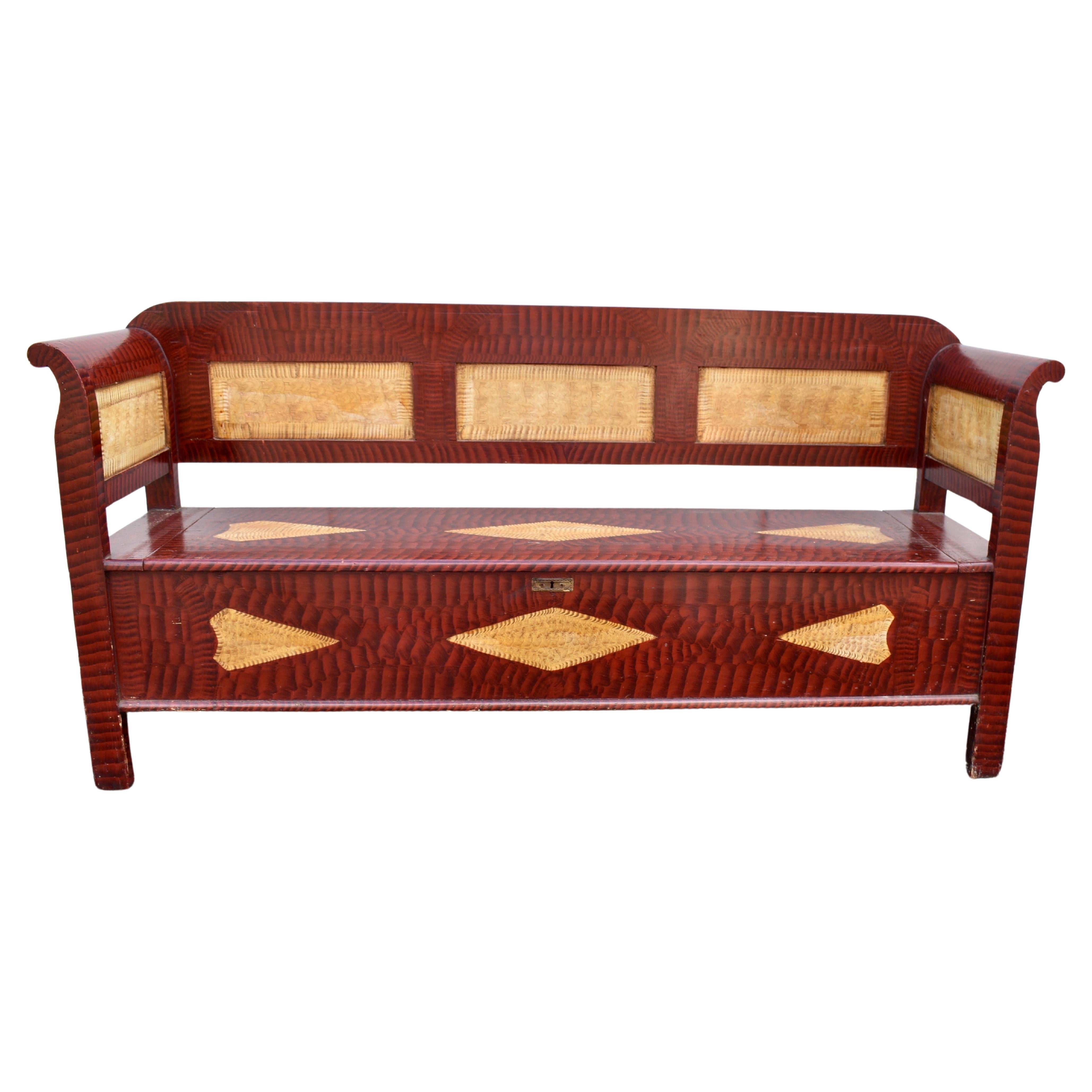 Banc de rangement ou banquette en pin avec peinture décorative d'origine