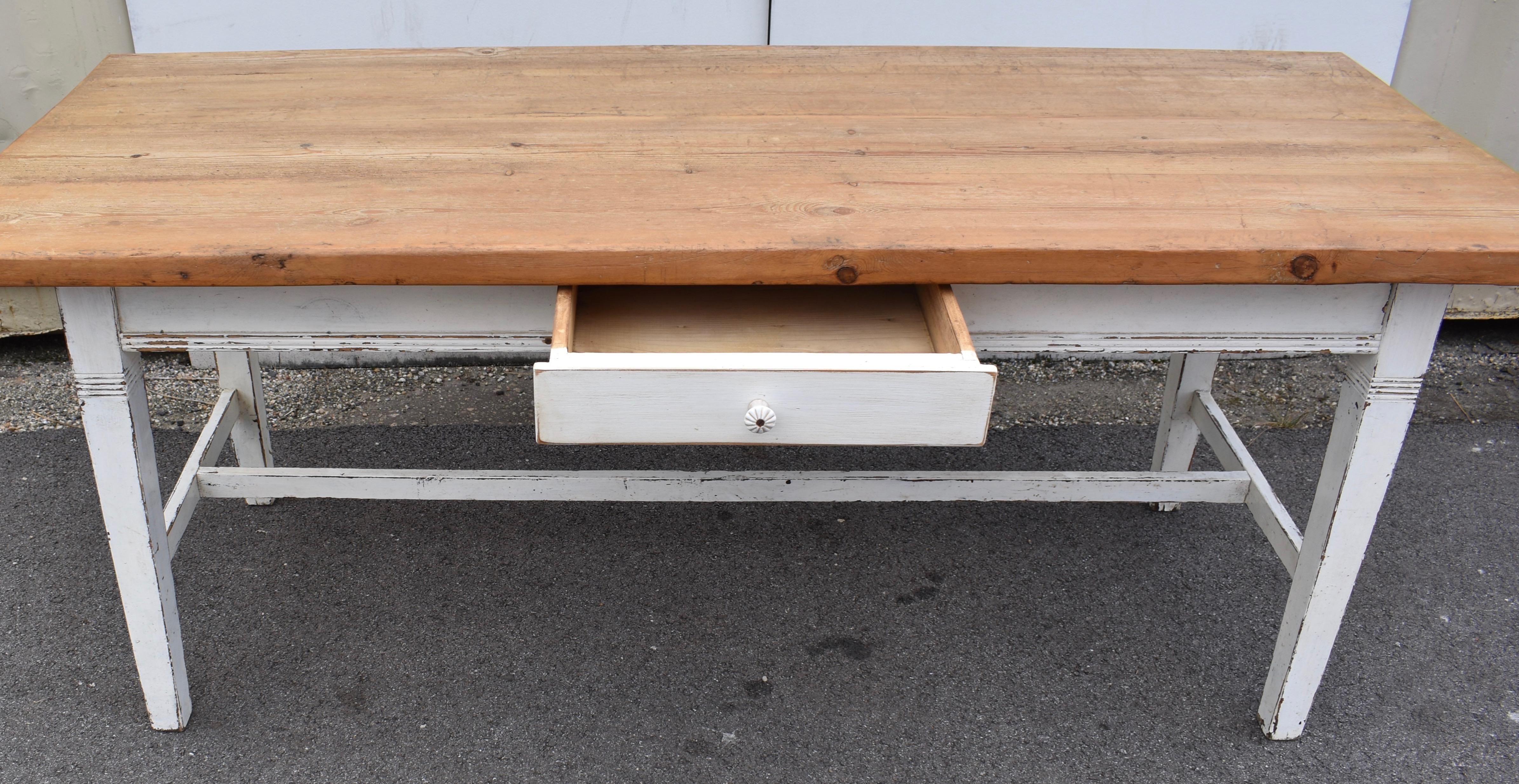 Table de ferme en pin en vente 3