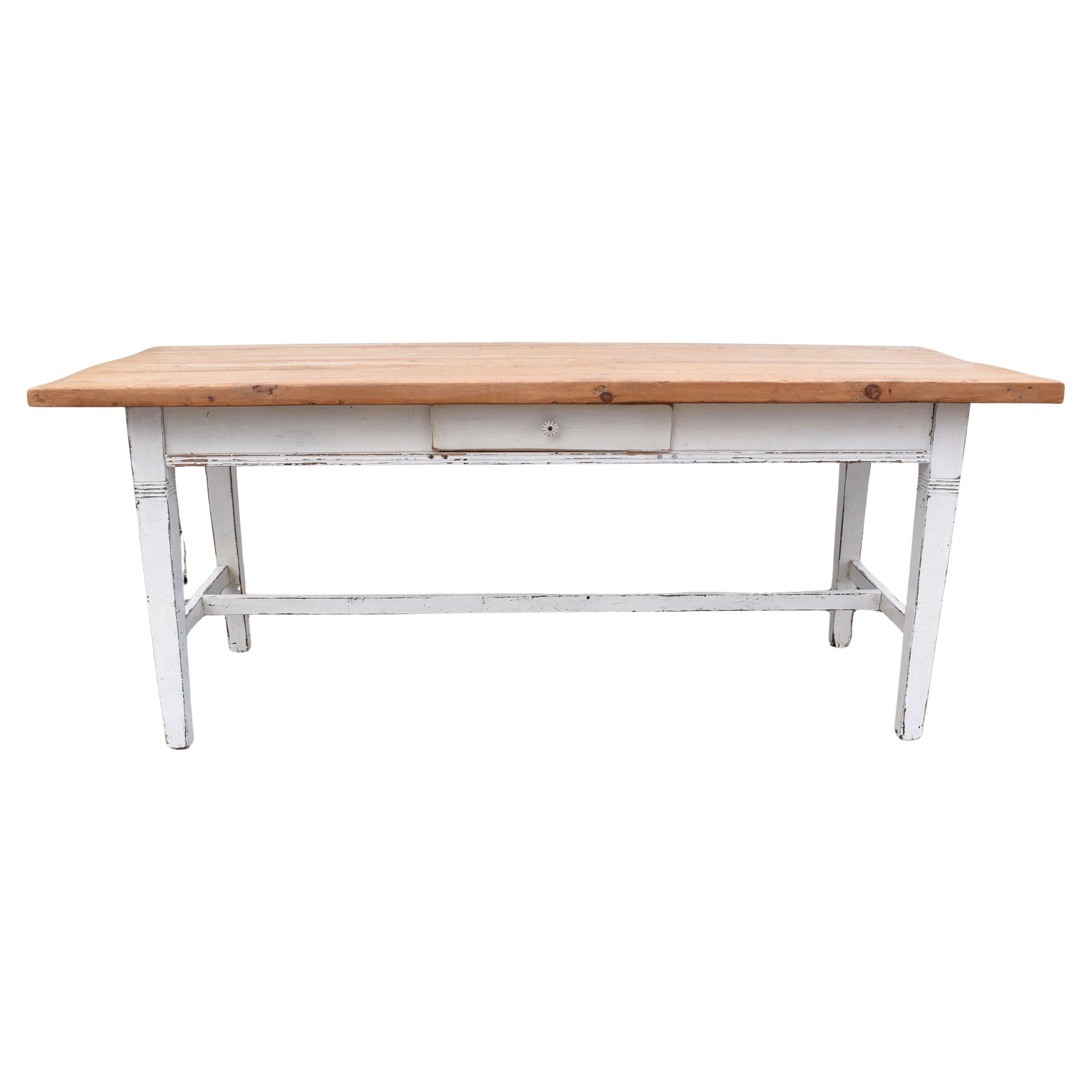 Table de ferme en pin en vente