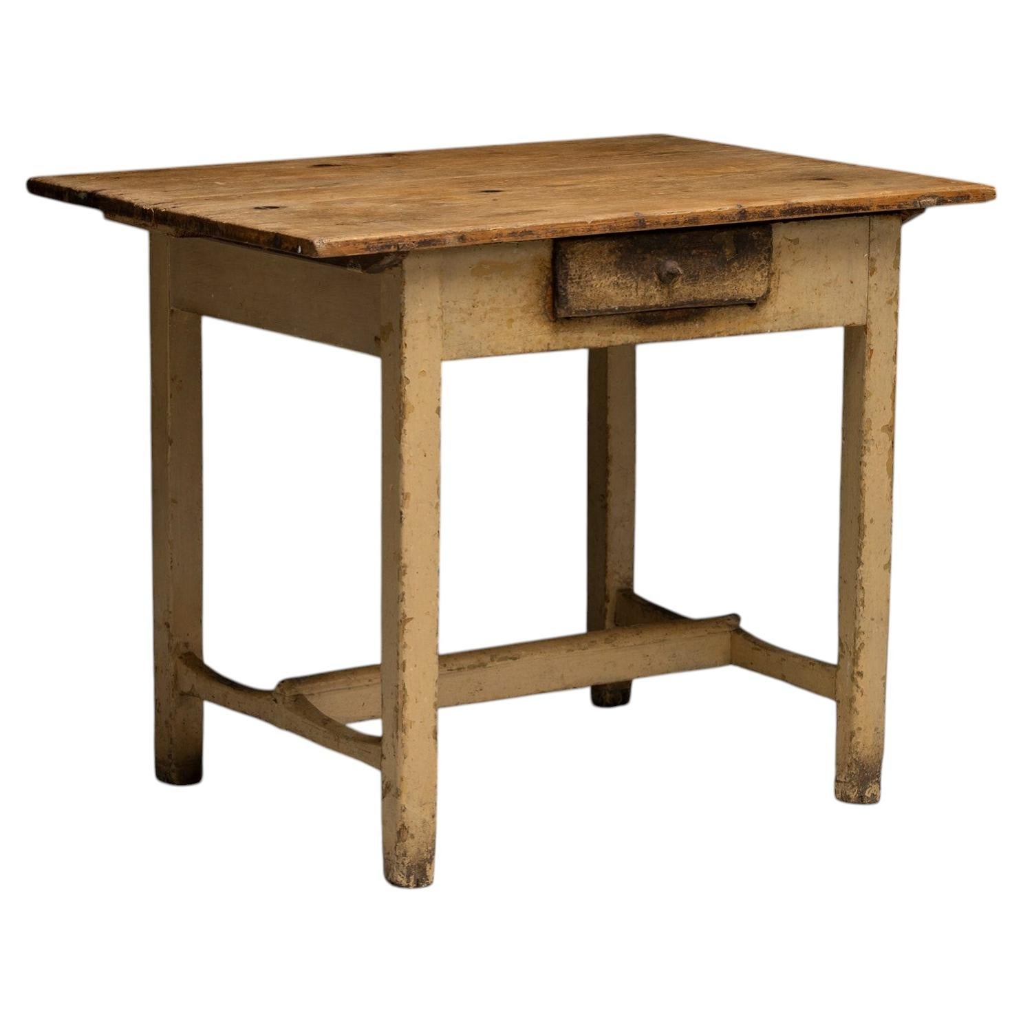 19th century Swedish pine bakers table For Sale at 1stDibs