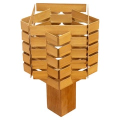 Lampada da tavolo in pino attribuita a Bengt Lindroos. Svezia, anni '1960
