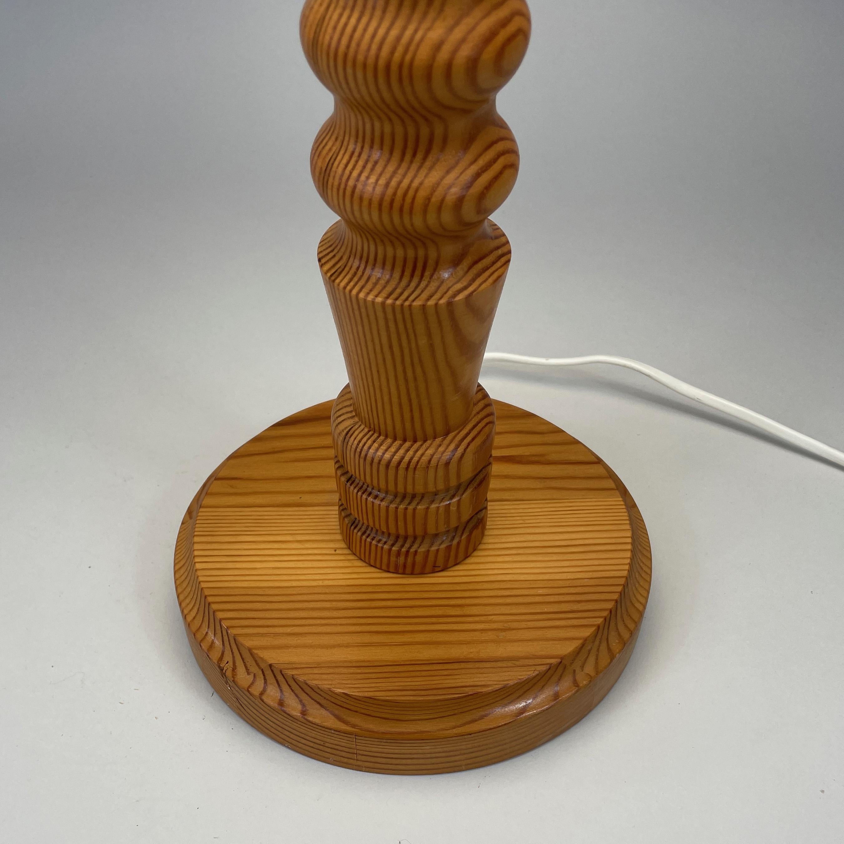 Fin du 20e siècle Lampe de table en pin, Suède, années 1970 en vente