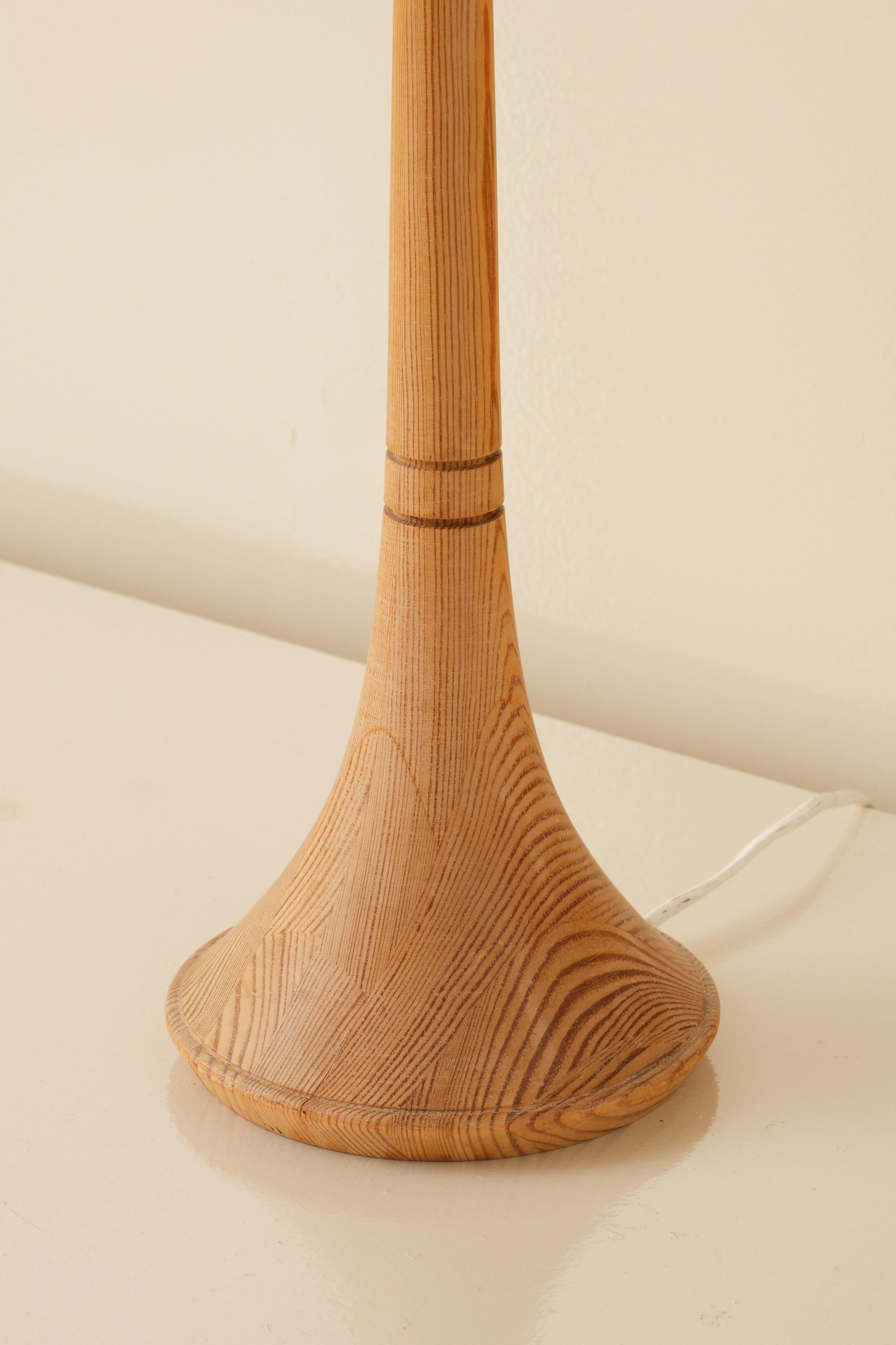 Fin du 20e siècle Lampes de table en pin, Suède, années 1970 en vente