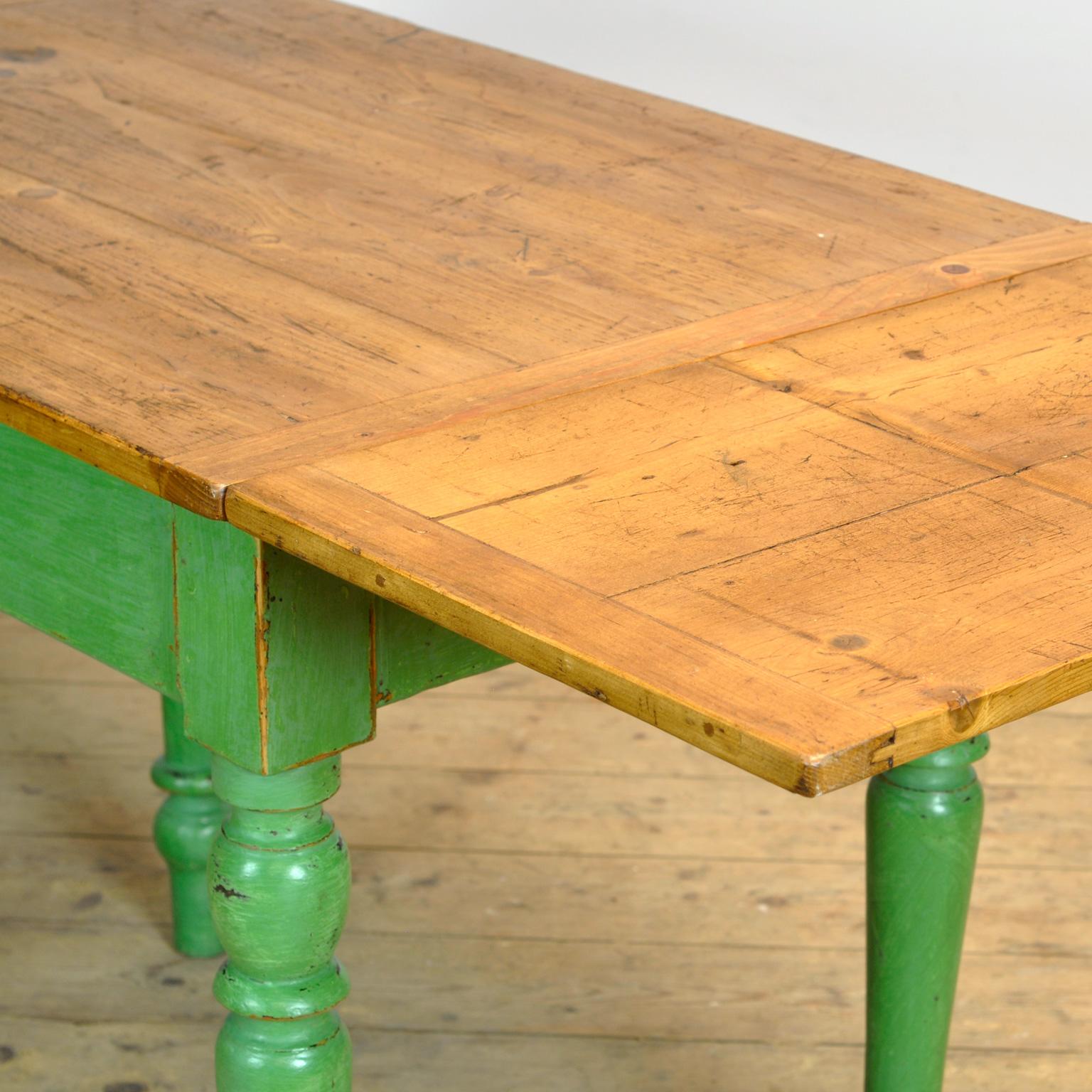 Pine Table with Extendable Top, 1930s In Good Condition In Amsterdam, Noord Holland