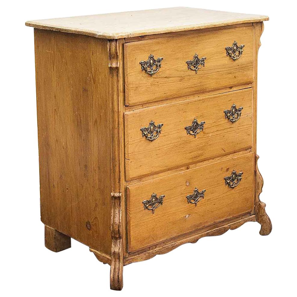 Pine Three-Drawer Chest