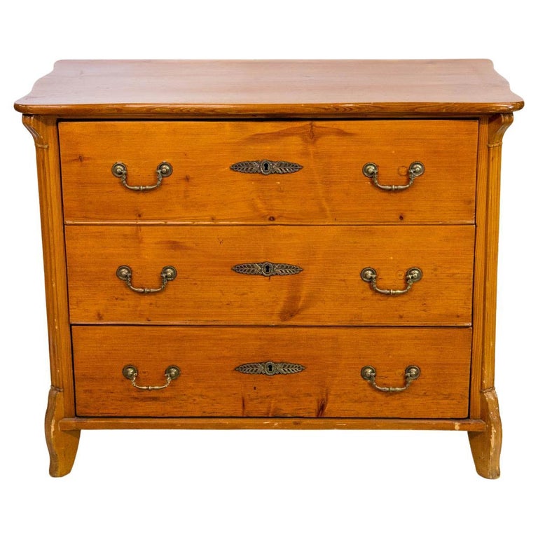 Pine Three Drawer Chest at 1stDibs