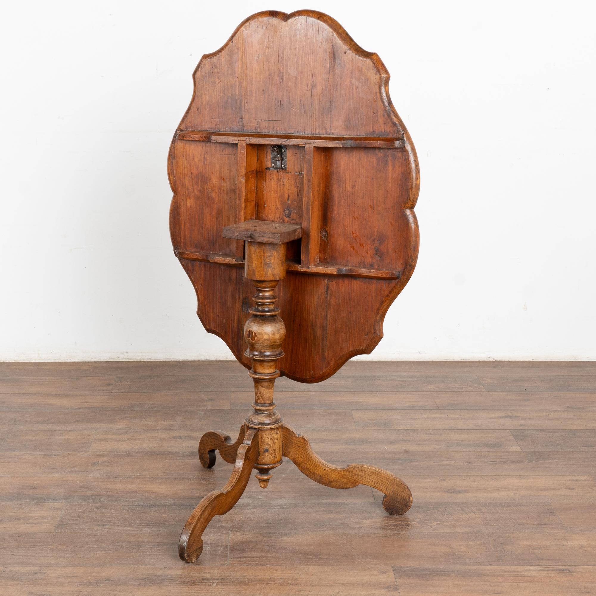 Pine Tilt Top Side Table, Sweden circa 1800-40 4