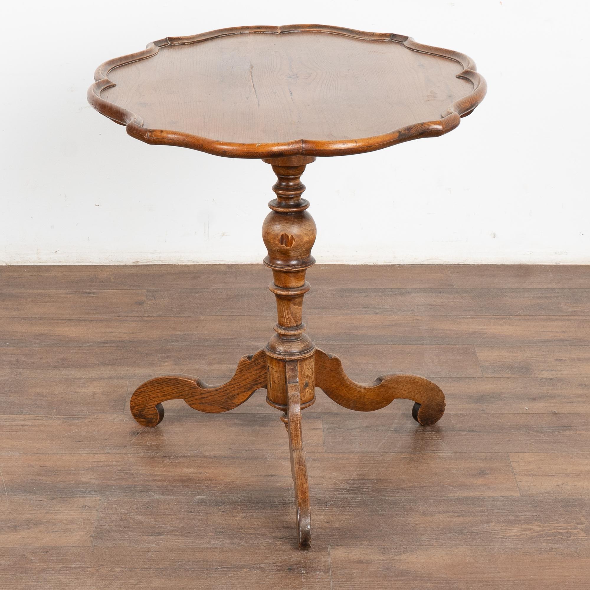 Swedish Pine Tilt Top Side Table, Sweden circa 1800-40