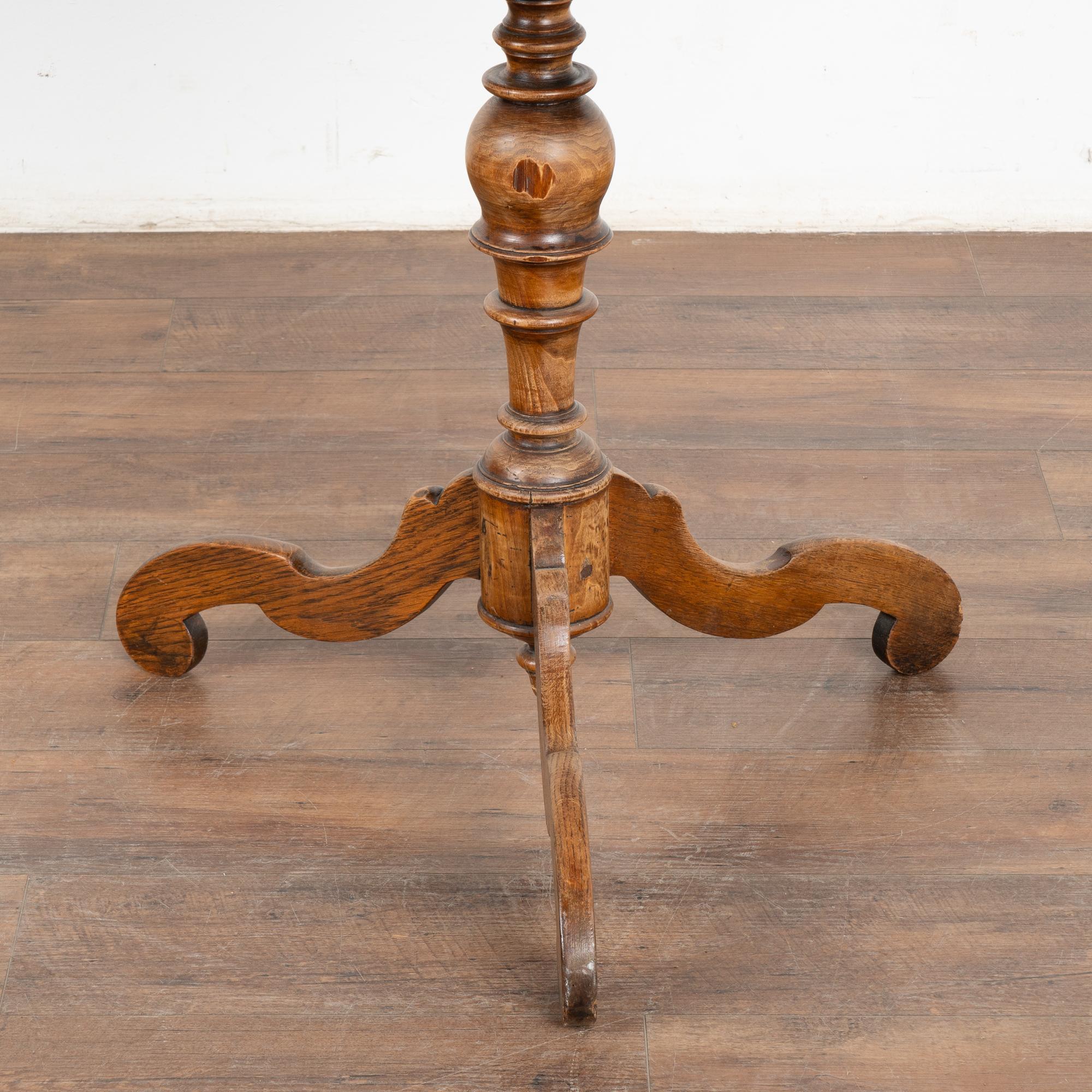 Pine Tilt Top Side Table, Sweden circa 1800-40 3