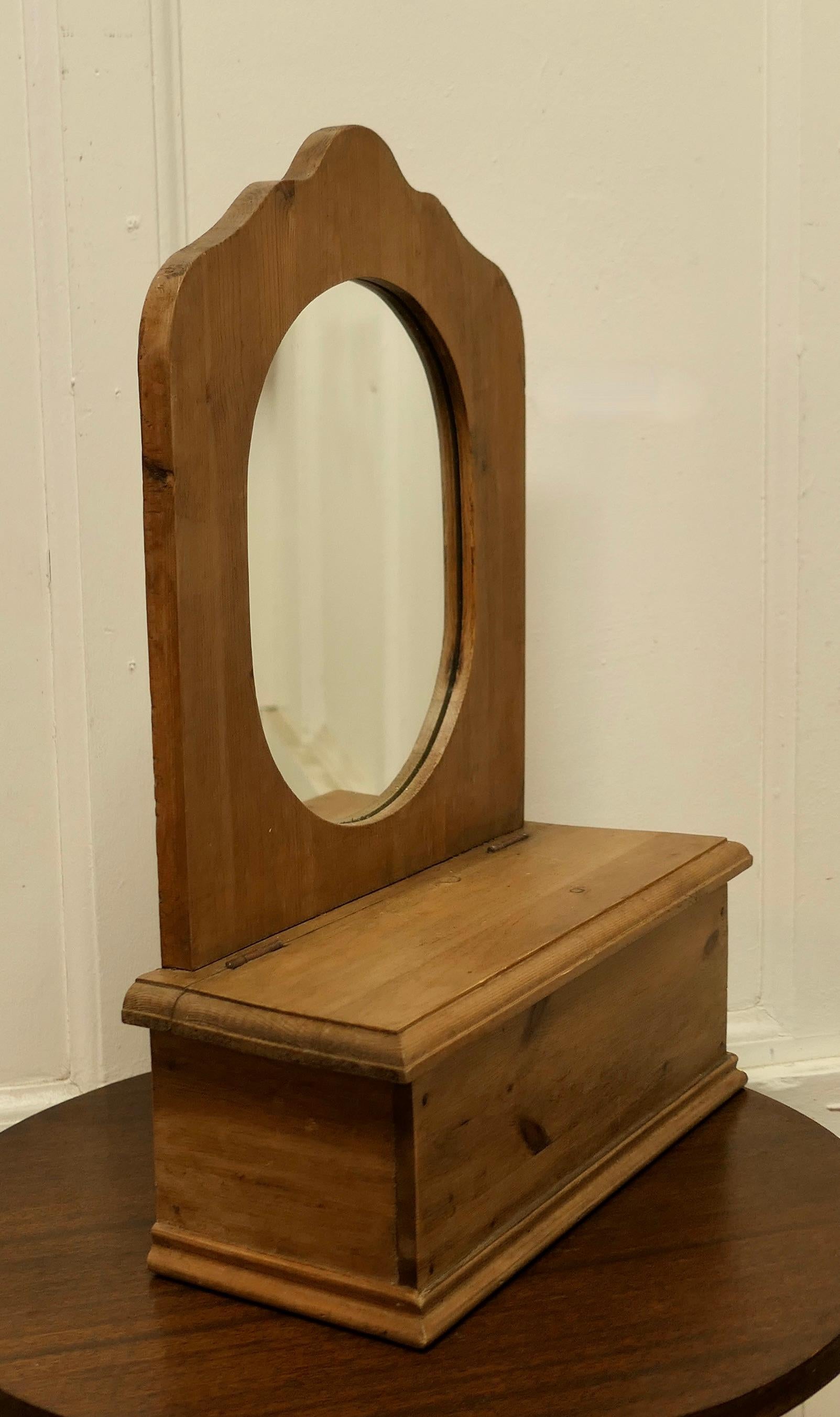 Pine Toilet or Vanity Mirror In Good Condition For Sale In Chillerton, Isle of Wight