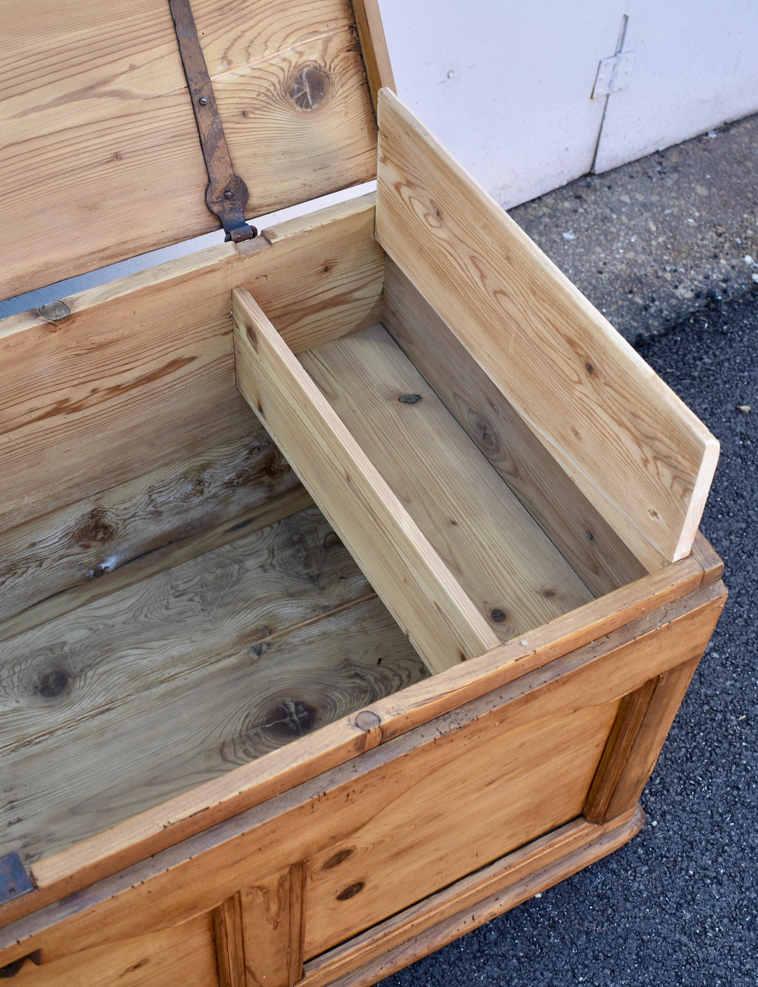 Pine Trunk or Blanket Chest 3