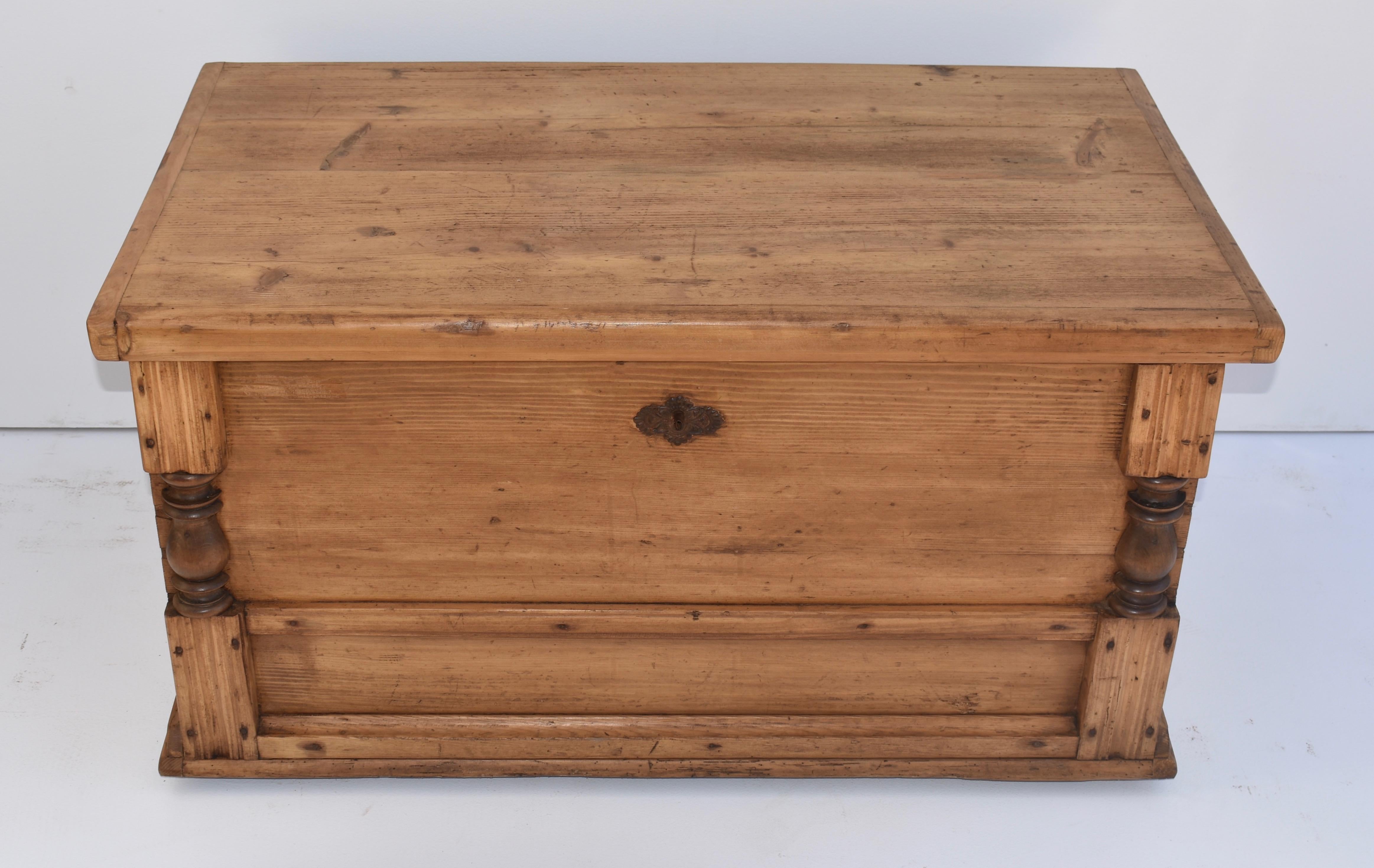 Country Pine Trunk or Blanket Chest