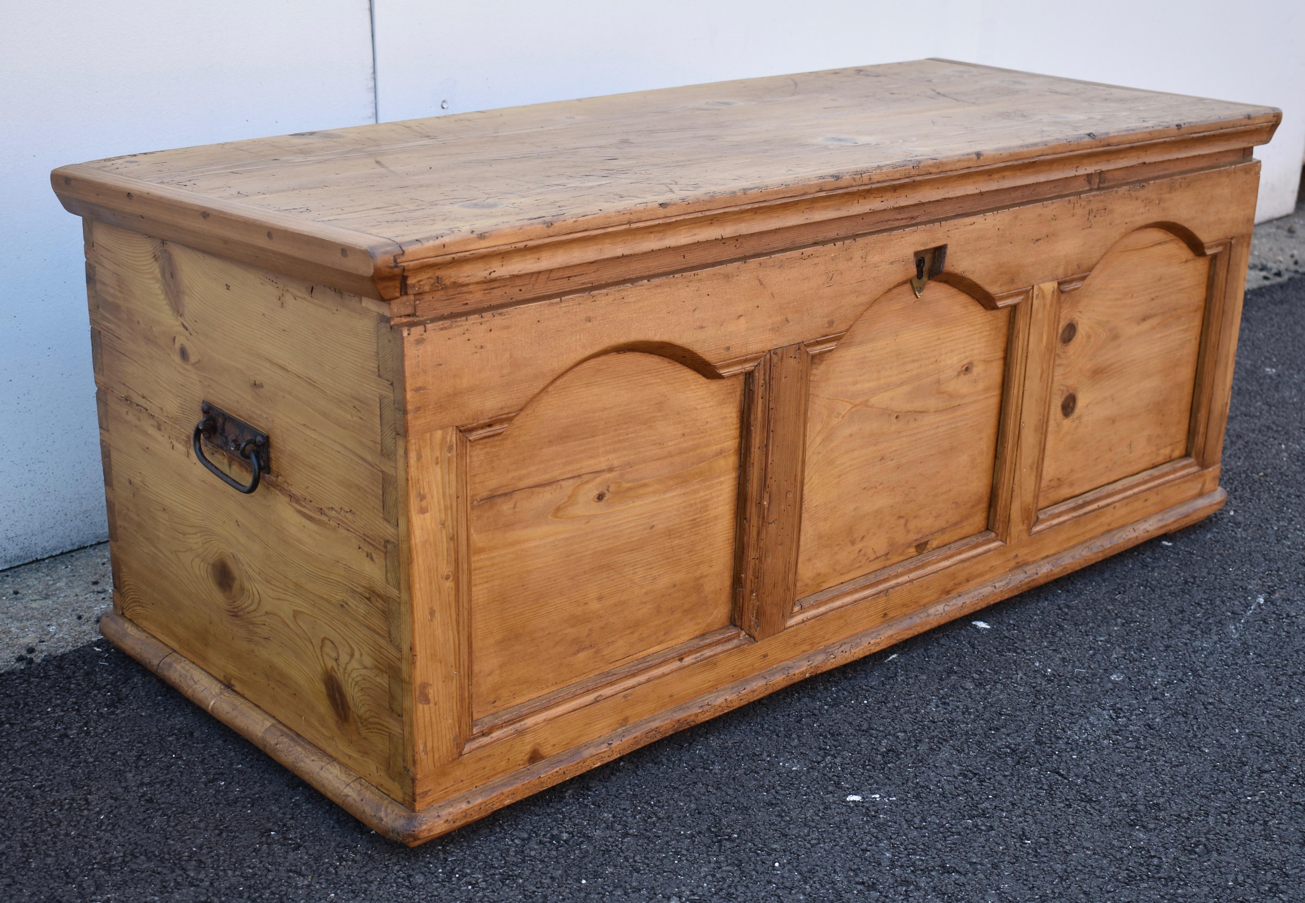 Country Pine Trunk or Blanket Chest