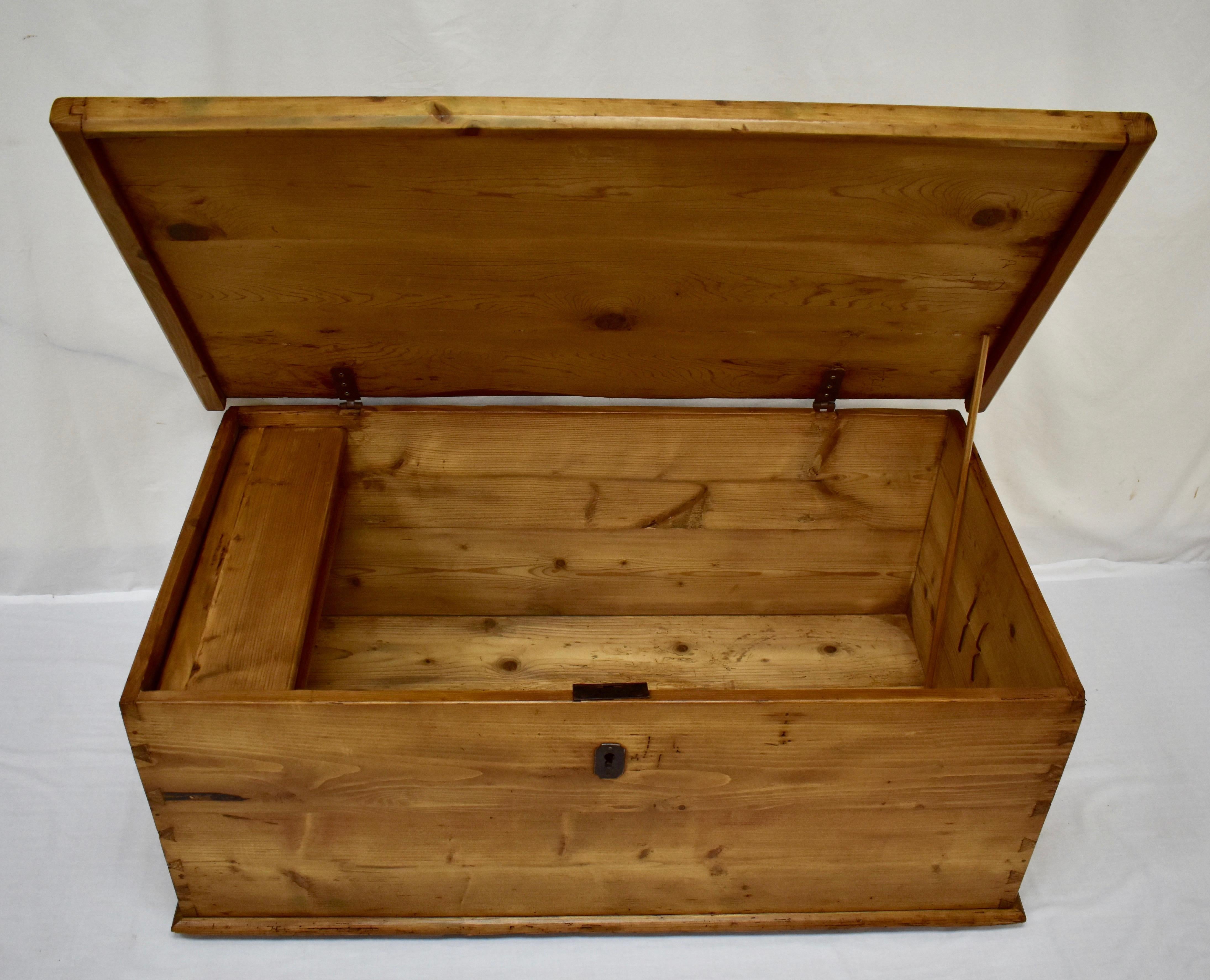 Pine Trunk or Blanket chest 3