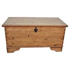 Pine Trunk or Blanket Chest