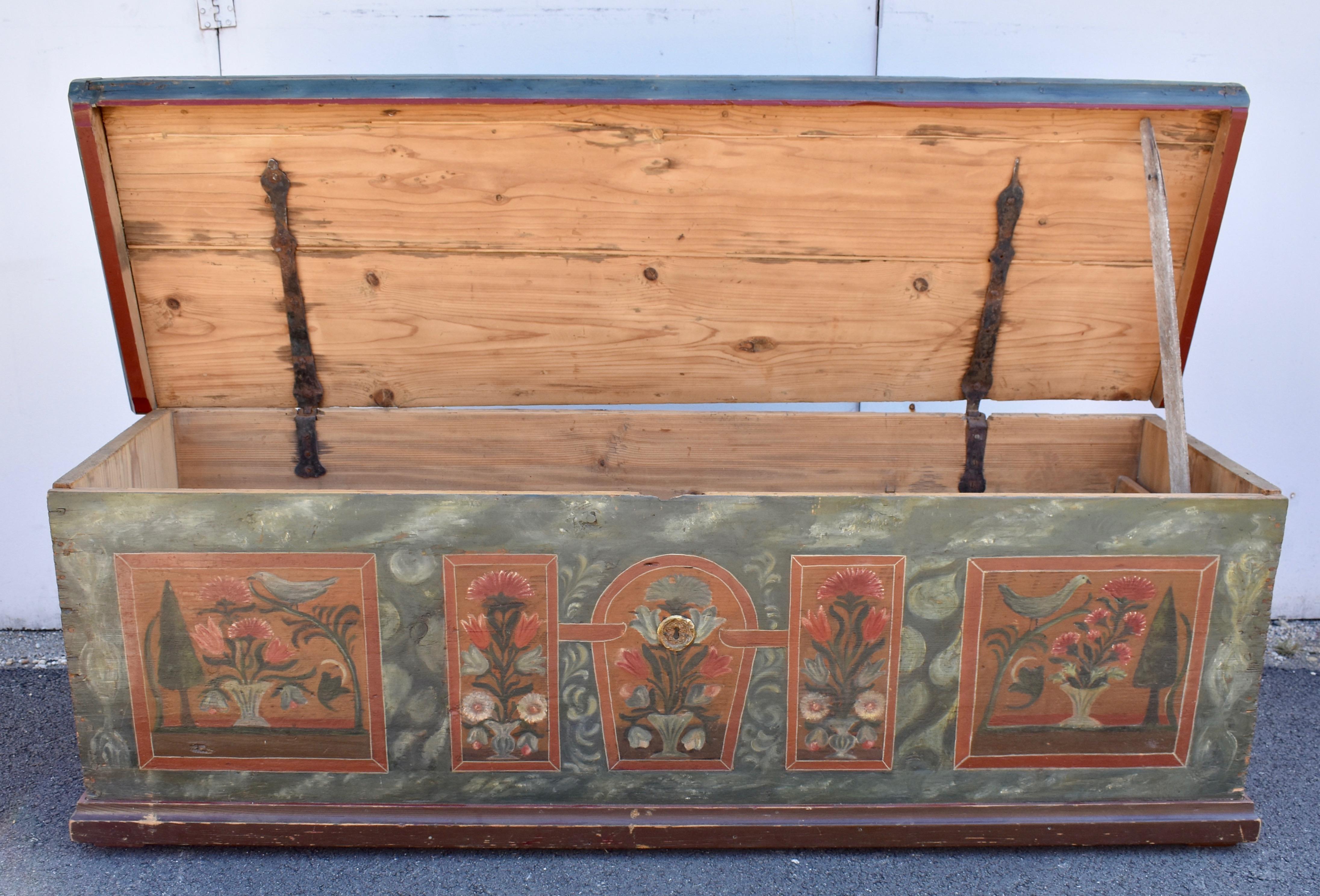 Pine Trunk or Blanket Chest in Decorative Paint For Sale 7