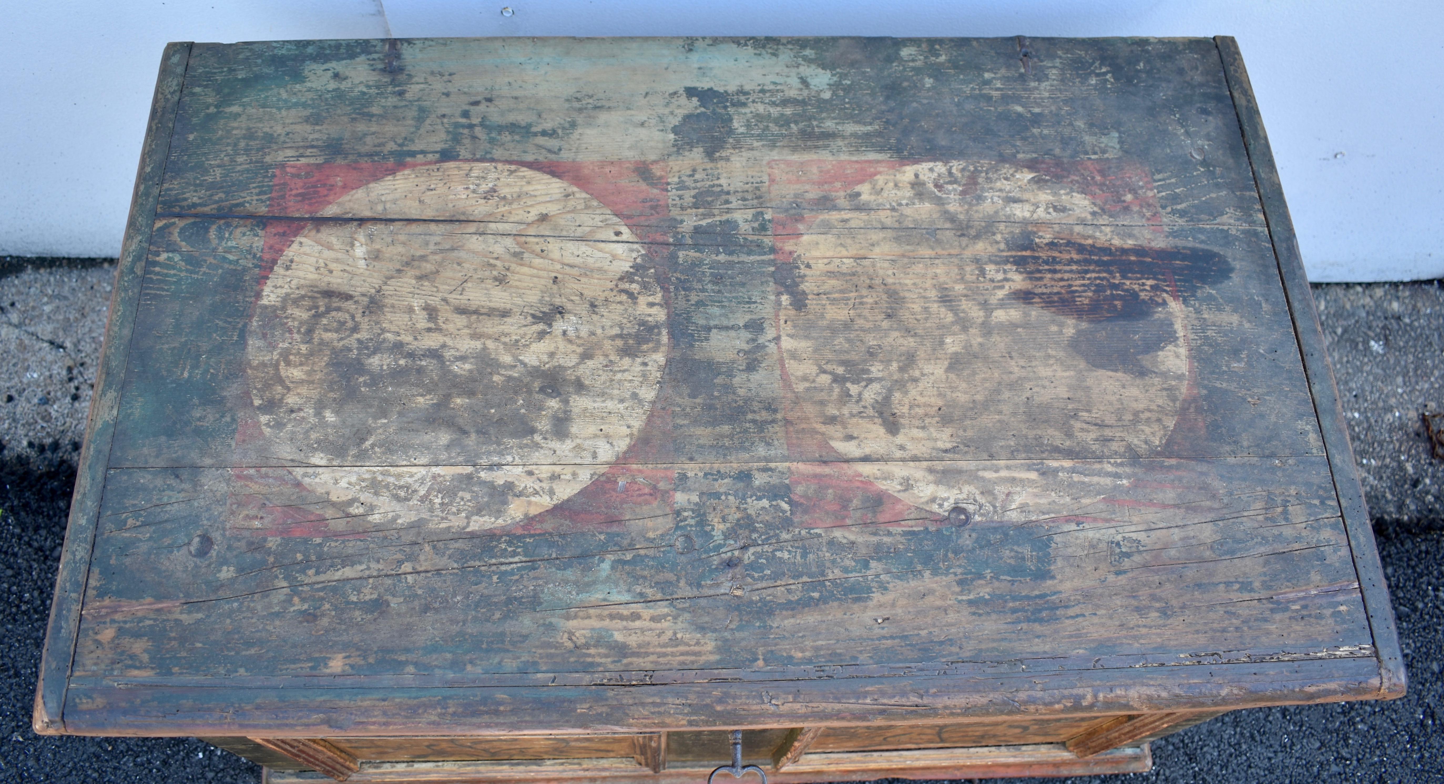 Hand-Painted Pine Trunk or Blanket Chest in Original Decorative Paint For Sale