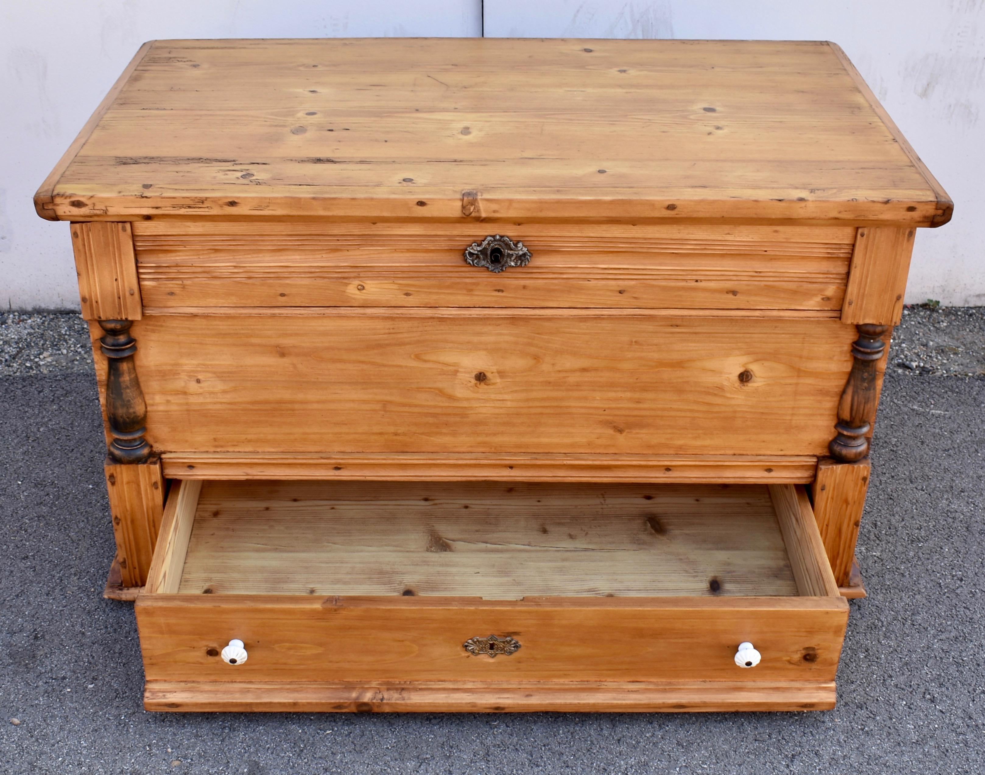Pine Trunk or Mule Chest For Sale 9