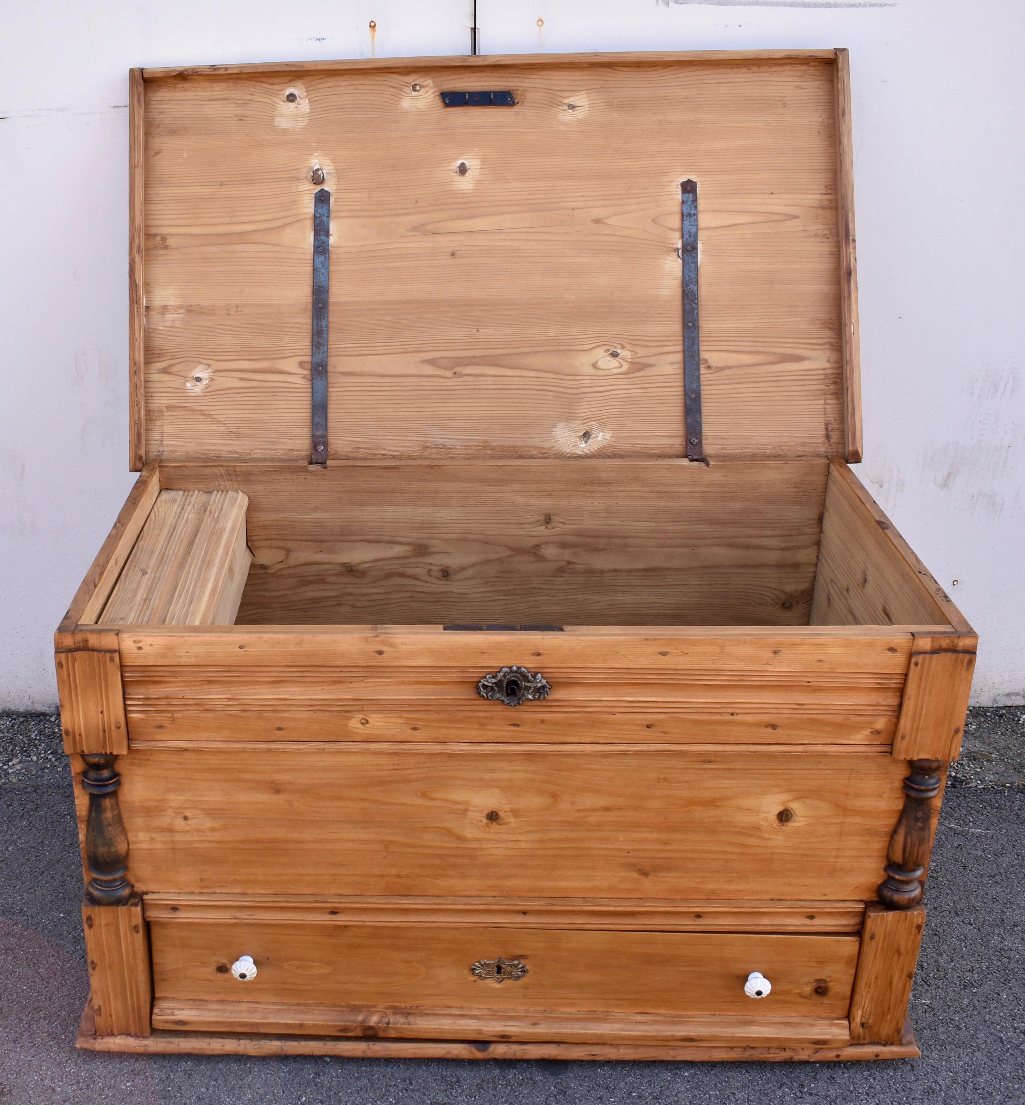 Pine Trunk or Mule Chest For Sale 11