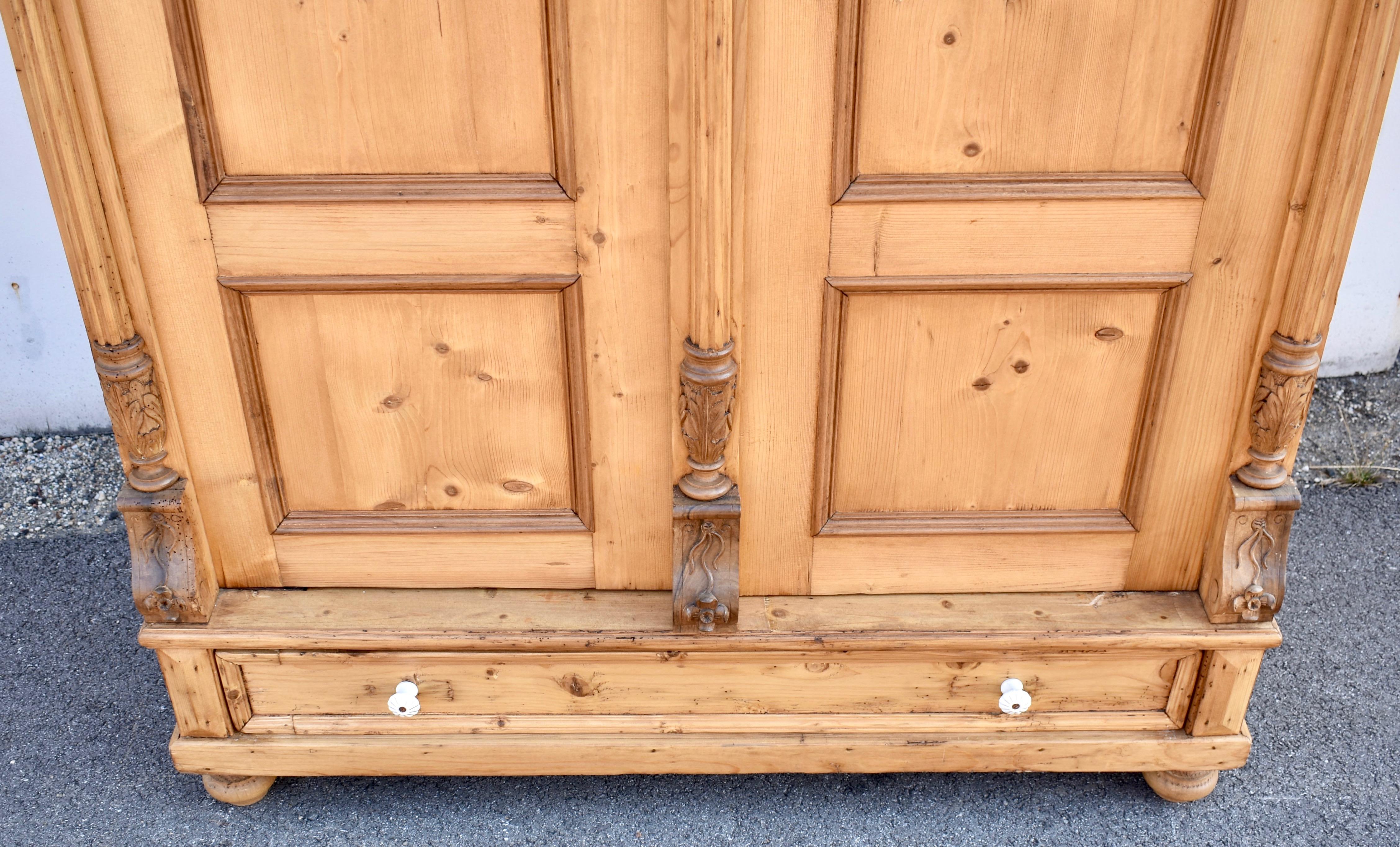 Kiefernholz Zweitüriger Kleiderschrank im Angebot 5