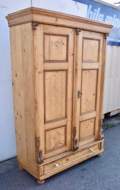 Armadio a due ante in pino